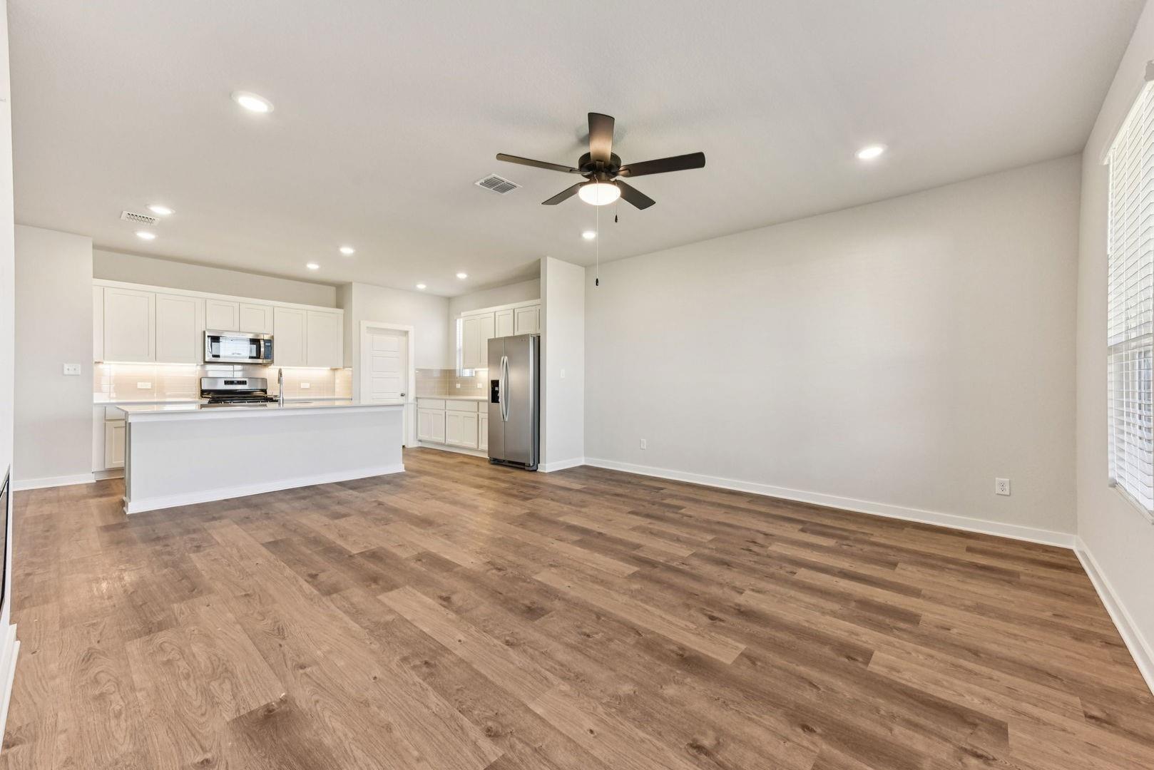 6410 Smarty Jones Dr, Buda, TX 78610