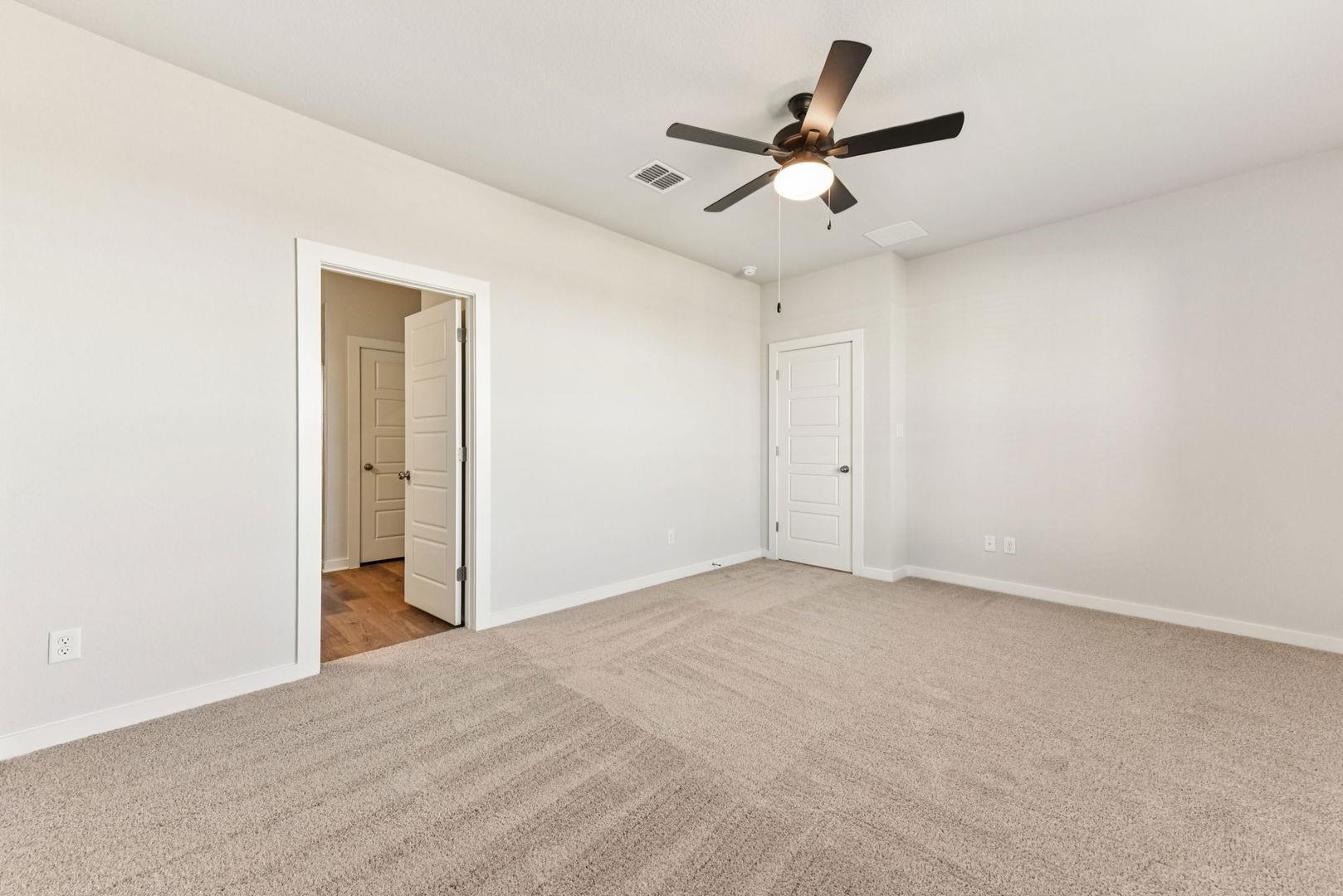 6410 Smarty Jones Dr, Buda, TX 78610