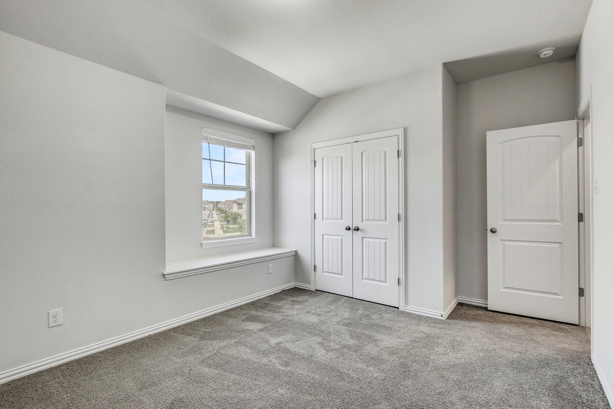 1905 Mariann Dr, Leander, TX 78641