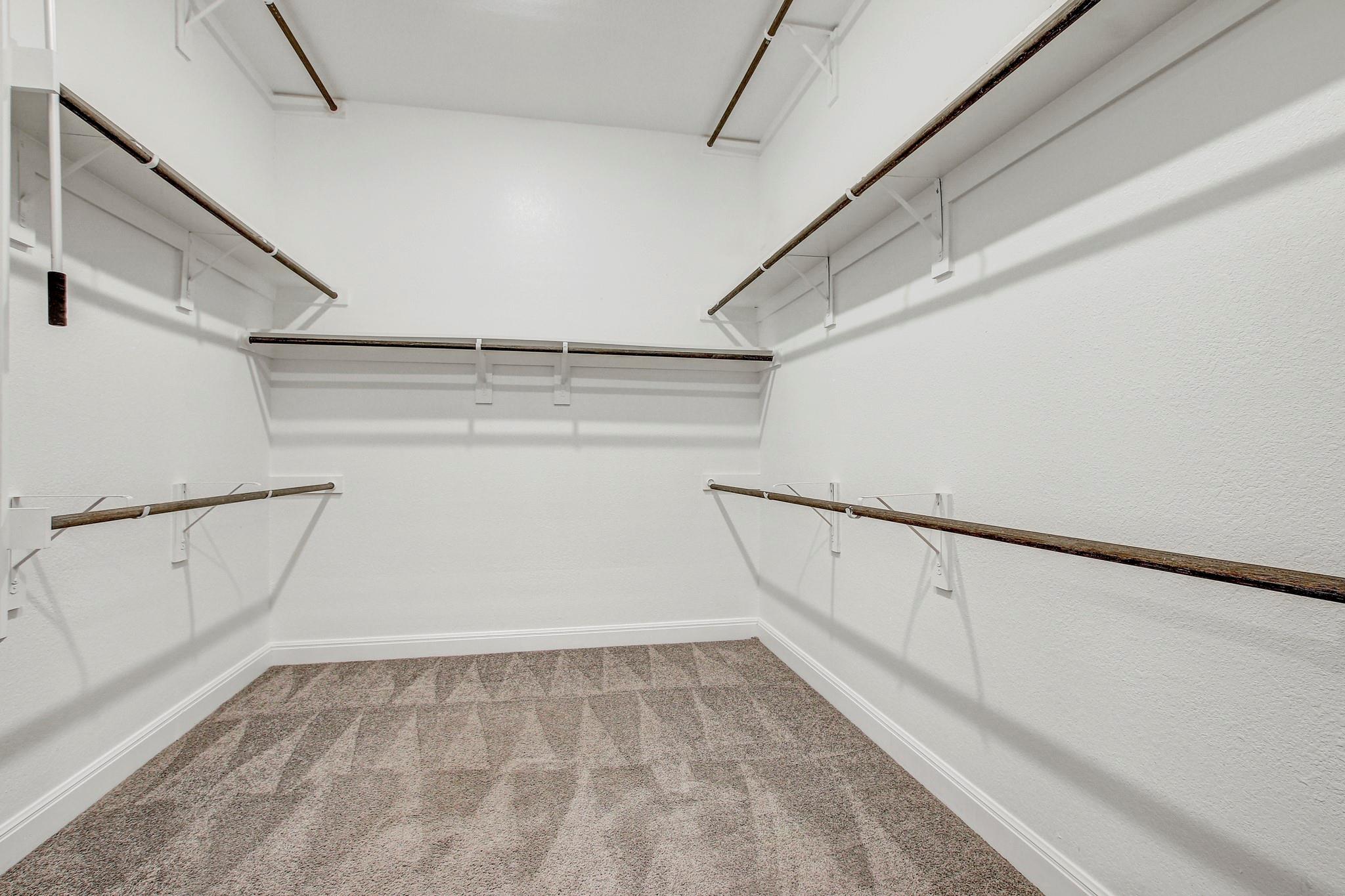 1905 Mariann Dr, Leander, TX 78641