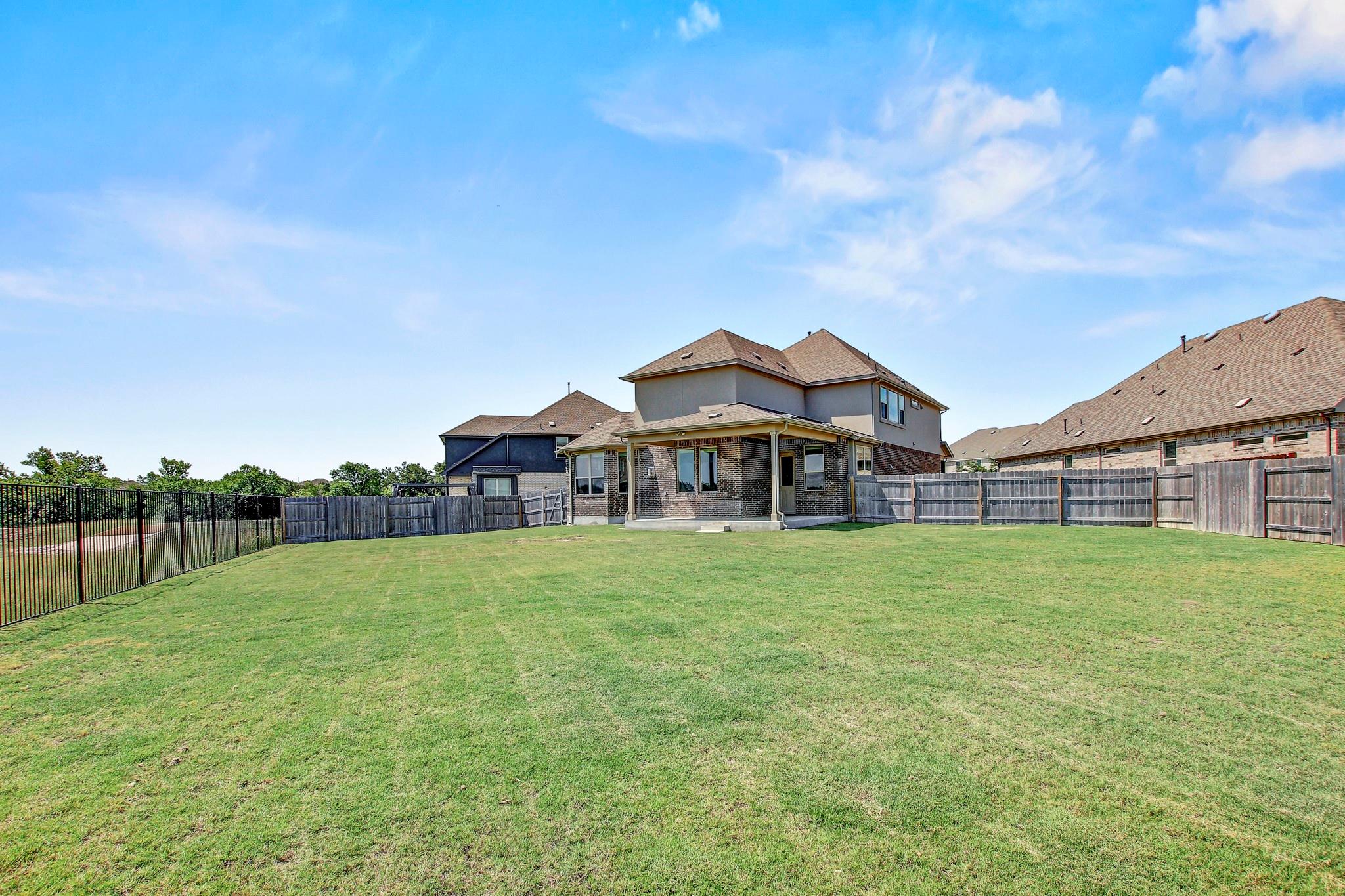 1905 Mariann Dr, Leander, TX 78641