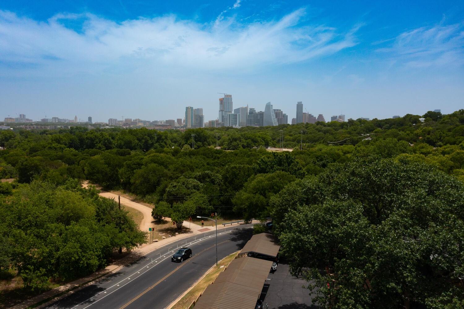 1208 Hollow Creek Dr # 105, Austin, TX 78704