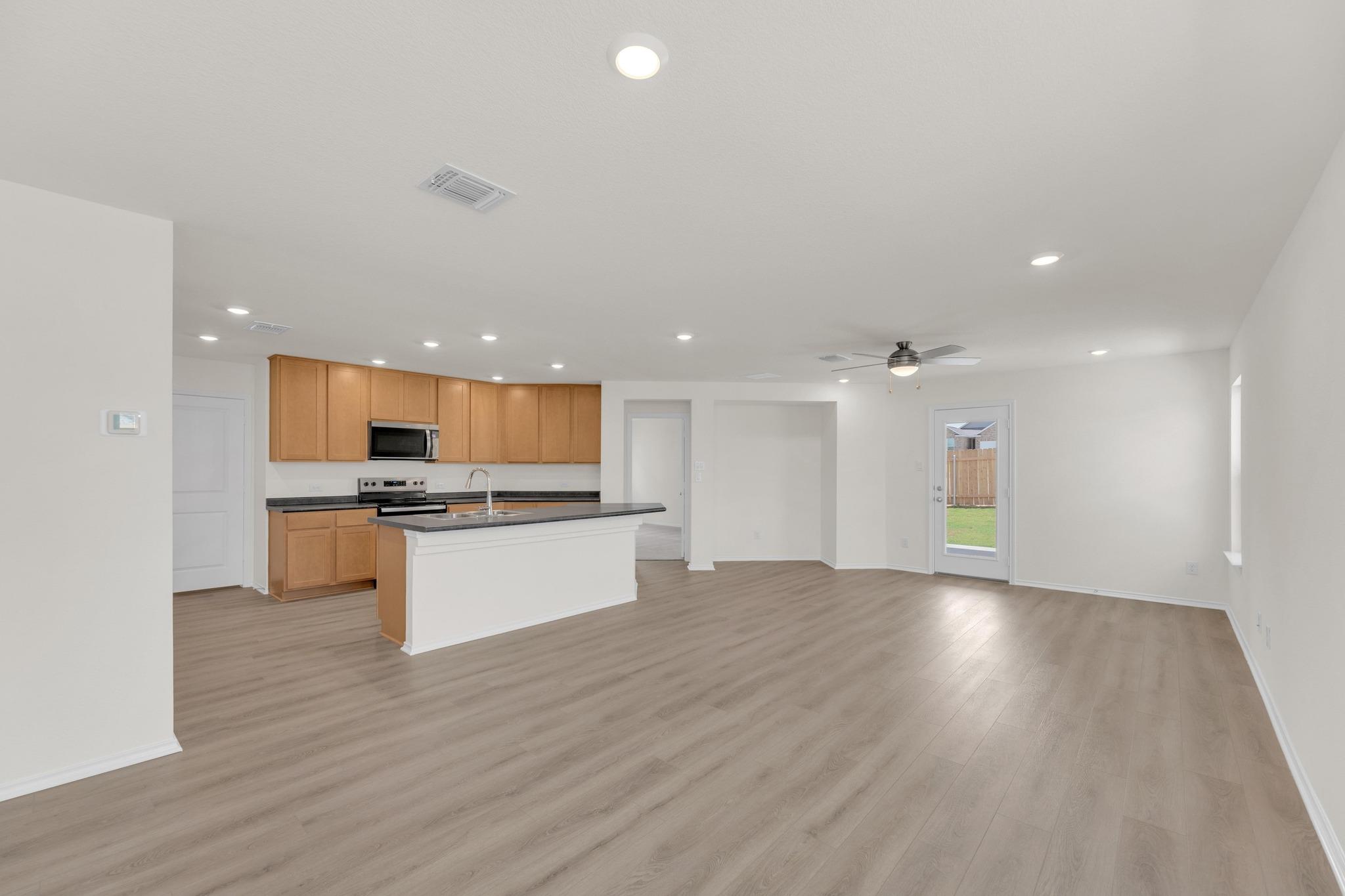 200 Colonel McNally Loop, Jarrell, TX 76537