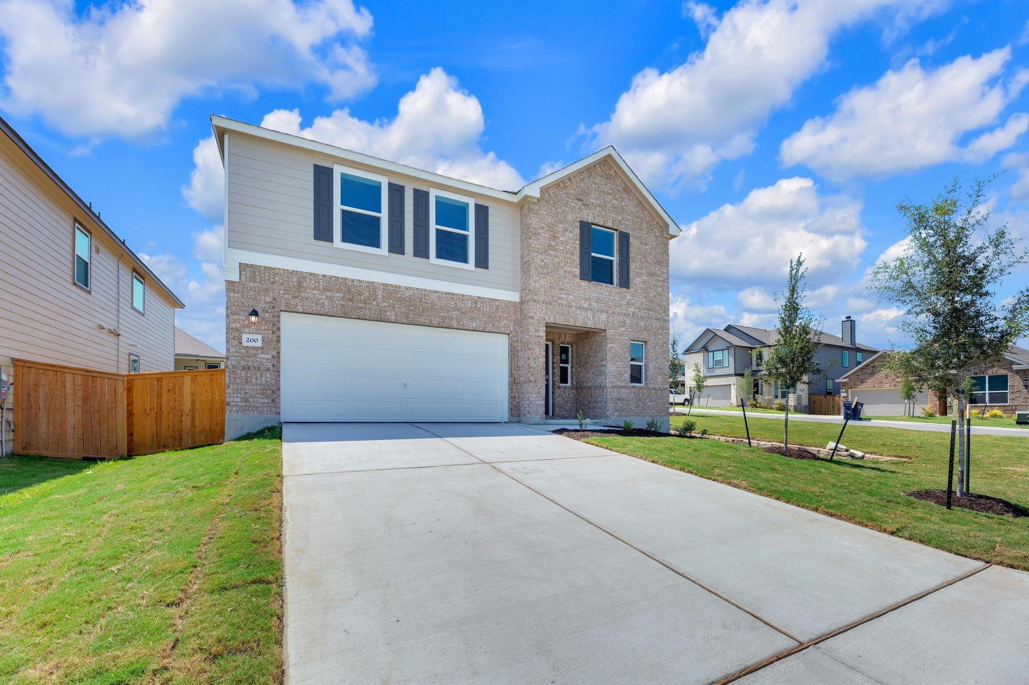 200 Colonel McNally Loop, Jarrell, TX 76537