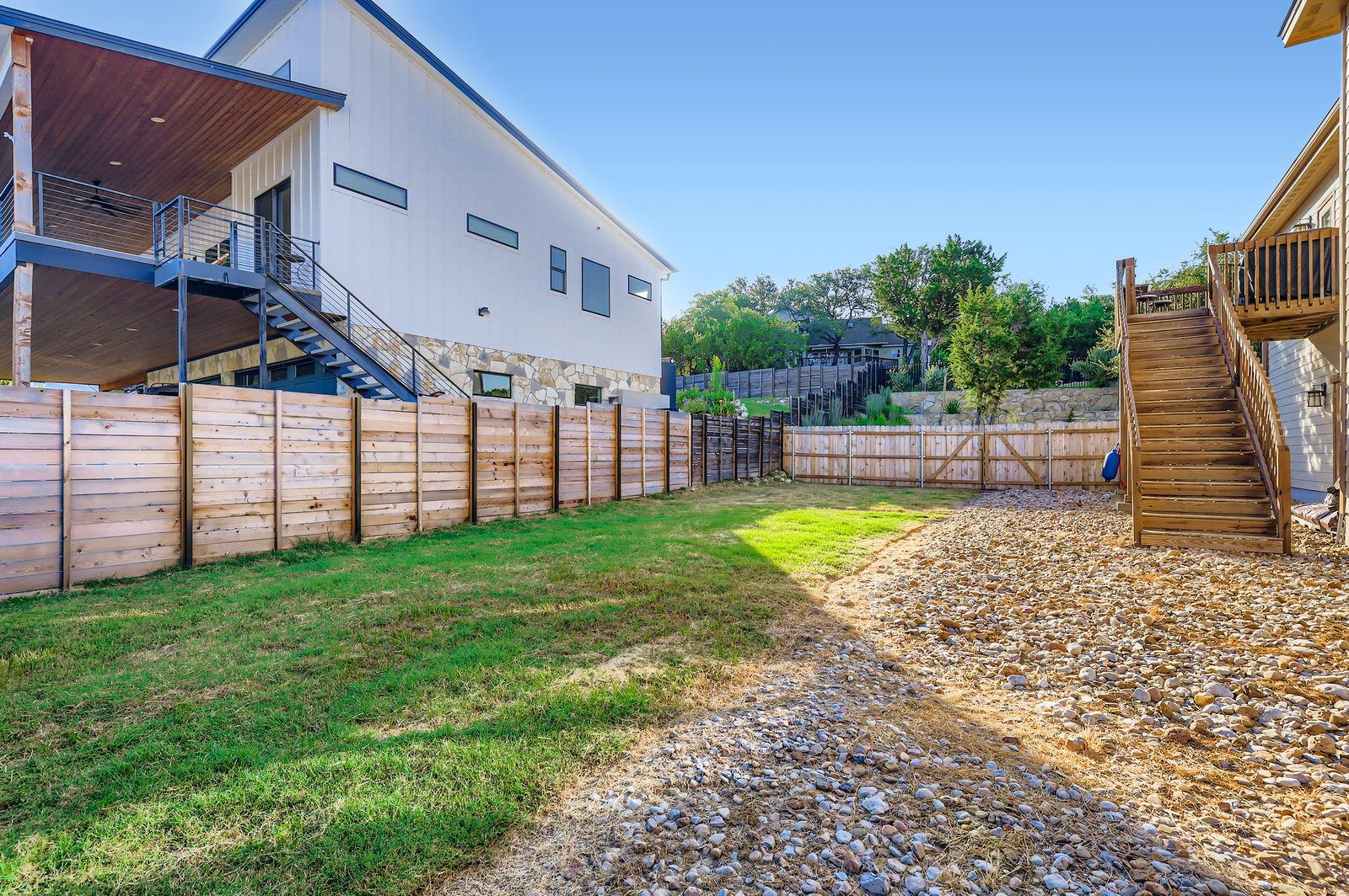 19004 Mariners Pt, Lago Vista, TX 78645