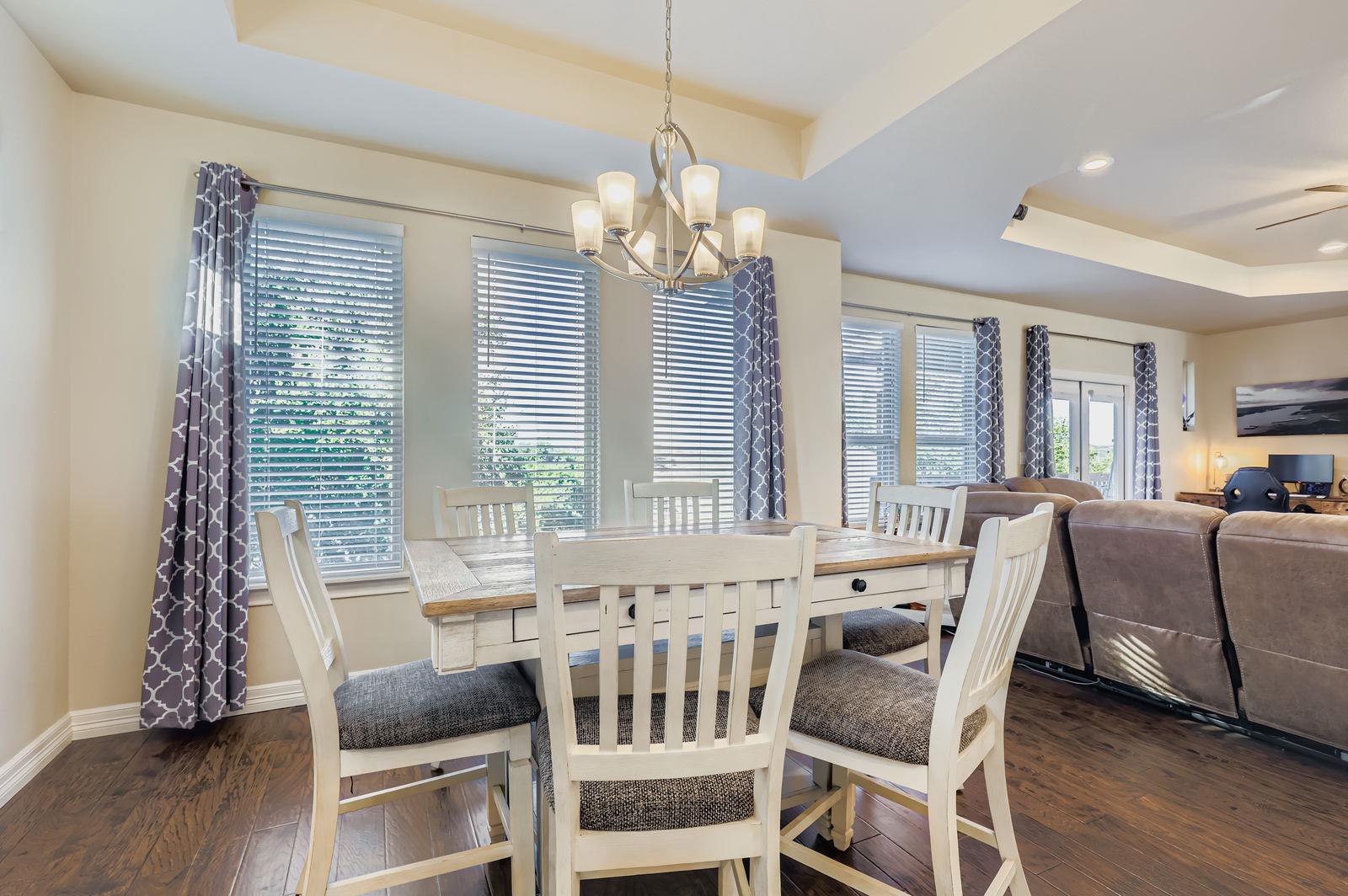 19004 Mariners Pt, Lago Vista, TX 78645