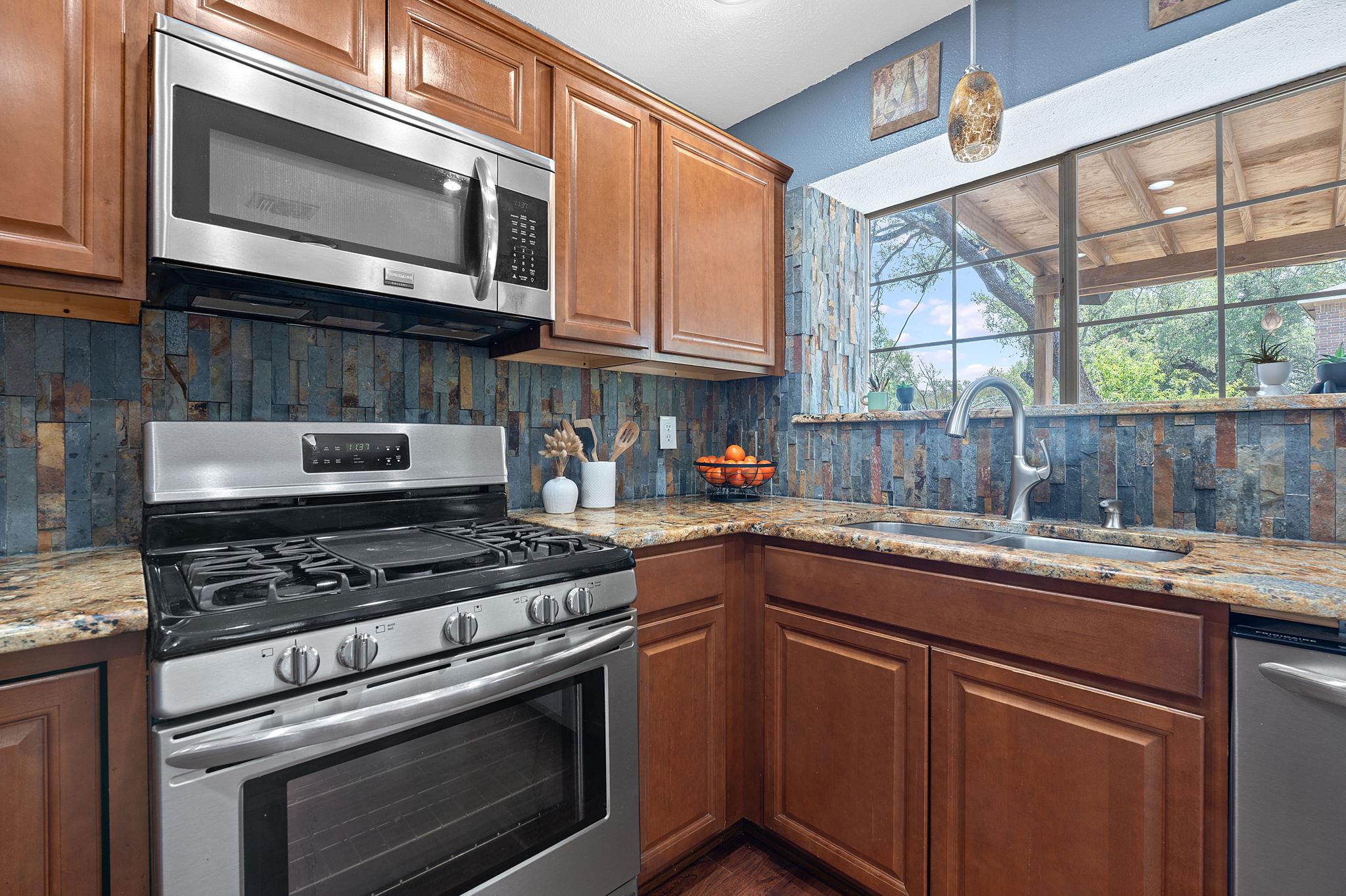 12413 Summersweet Cv, Austin, TX 78729