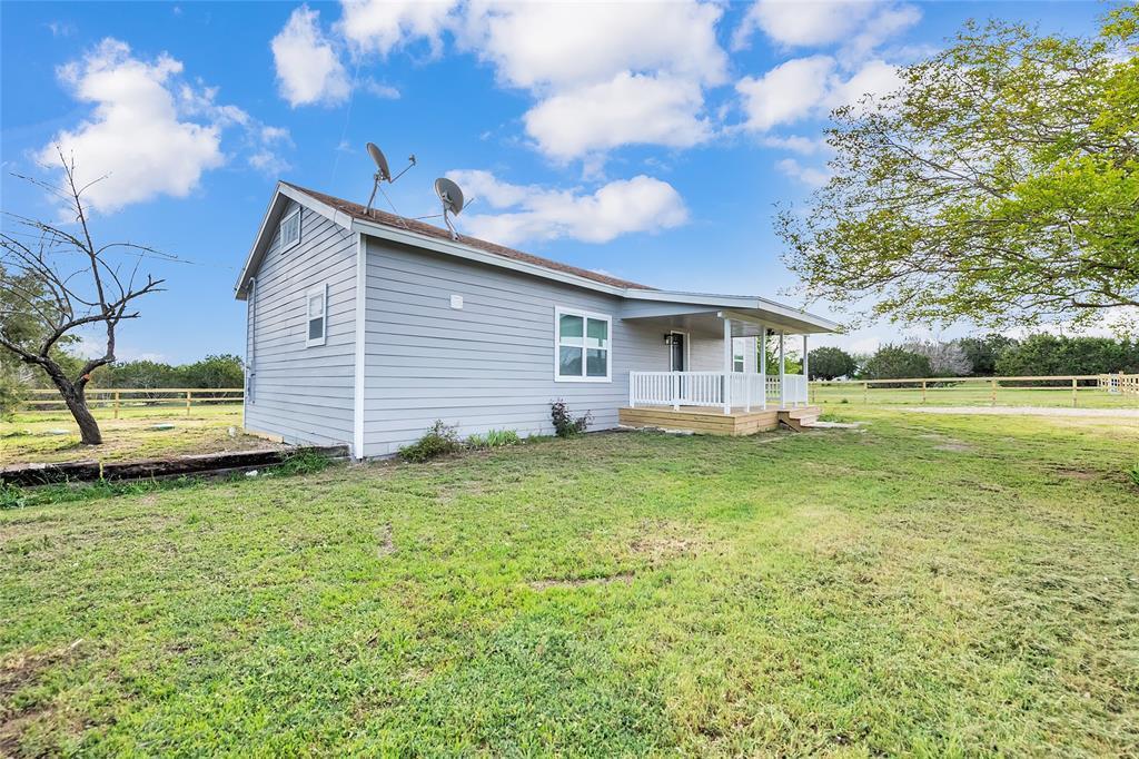 51 Private Road 901, Florence, TX 76527