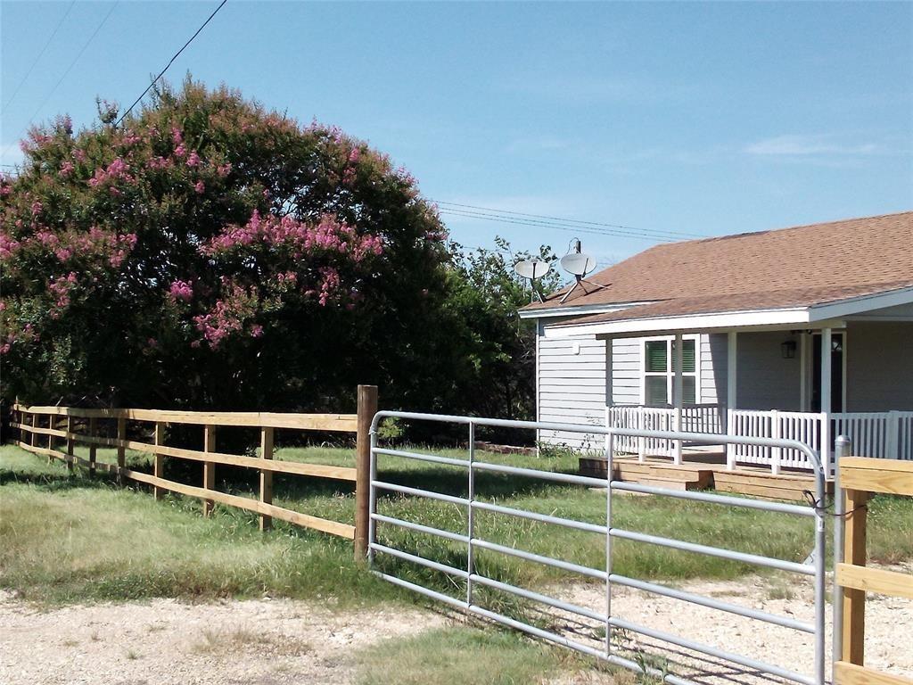 51 Private Road 901, Florence, TX 76527