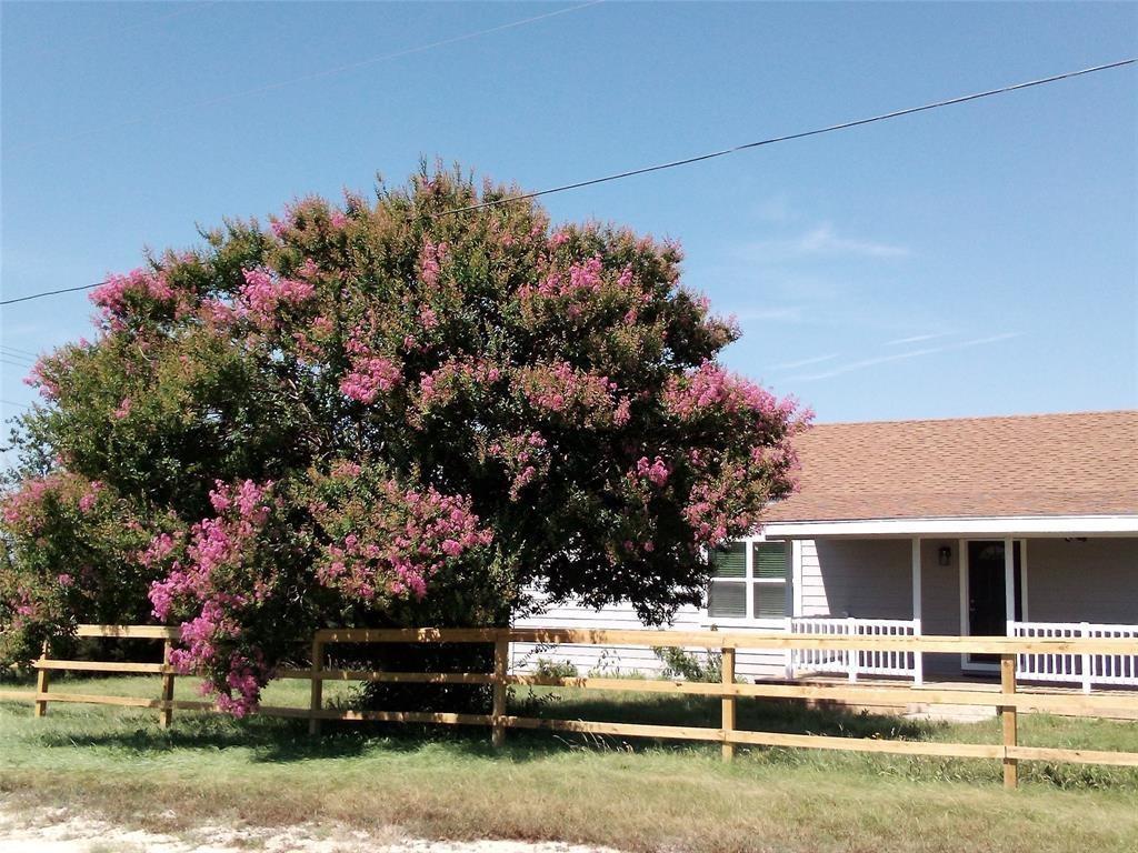 51 Private Road 901, Florence, TX 76527