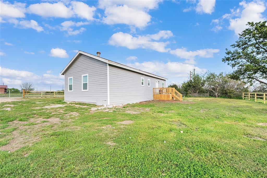 51 Private Road 901, Florence, TX 76527