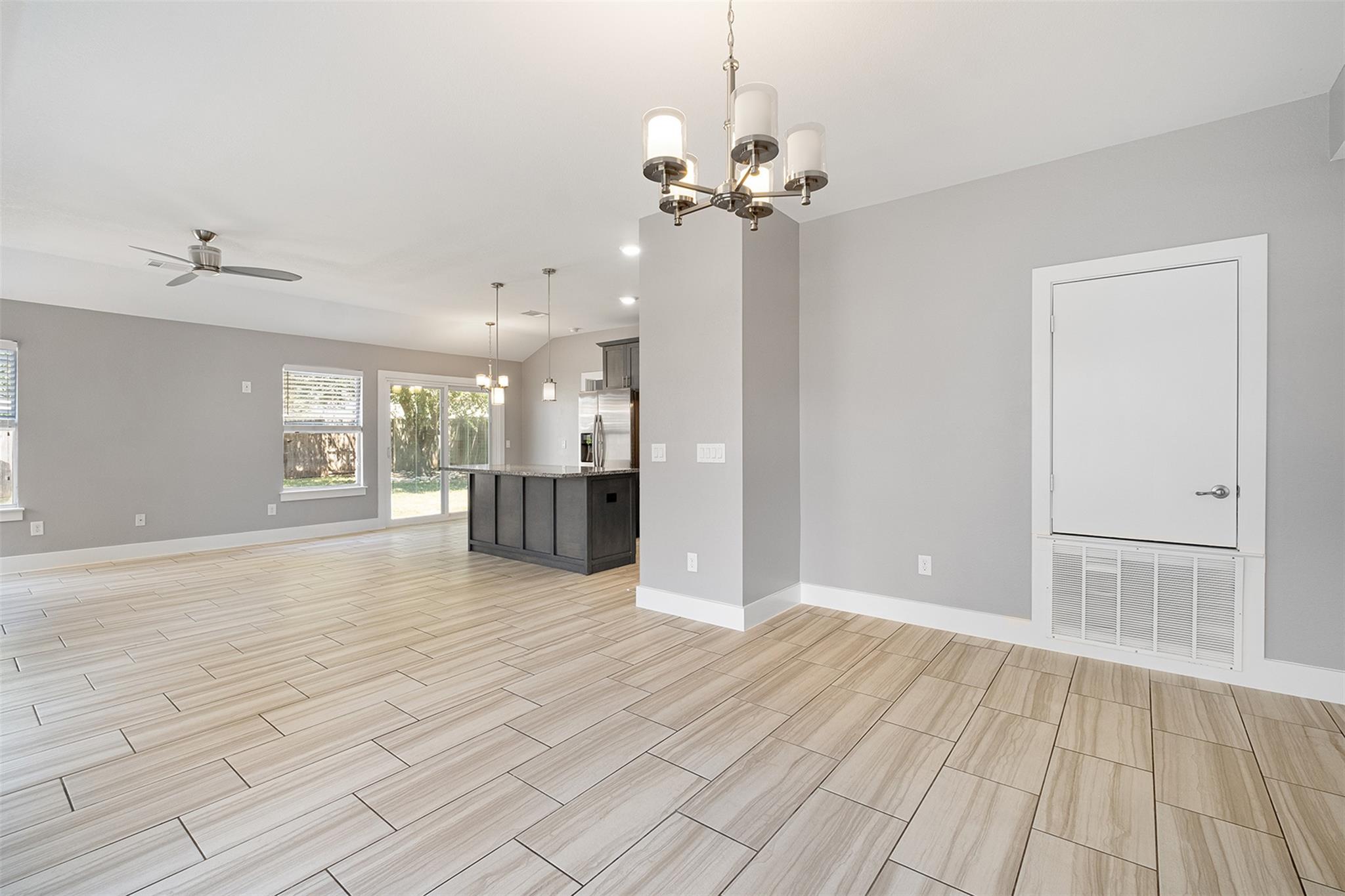 902 LOW BRIM Cv, Pflugerville, TX 78660