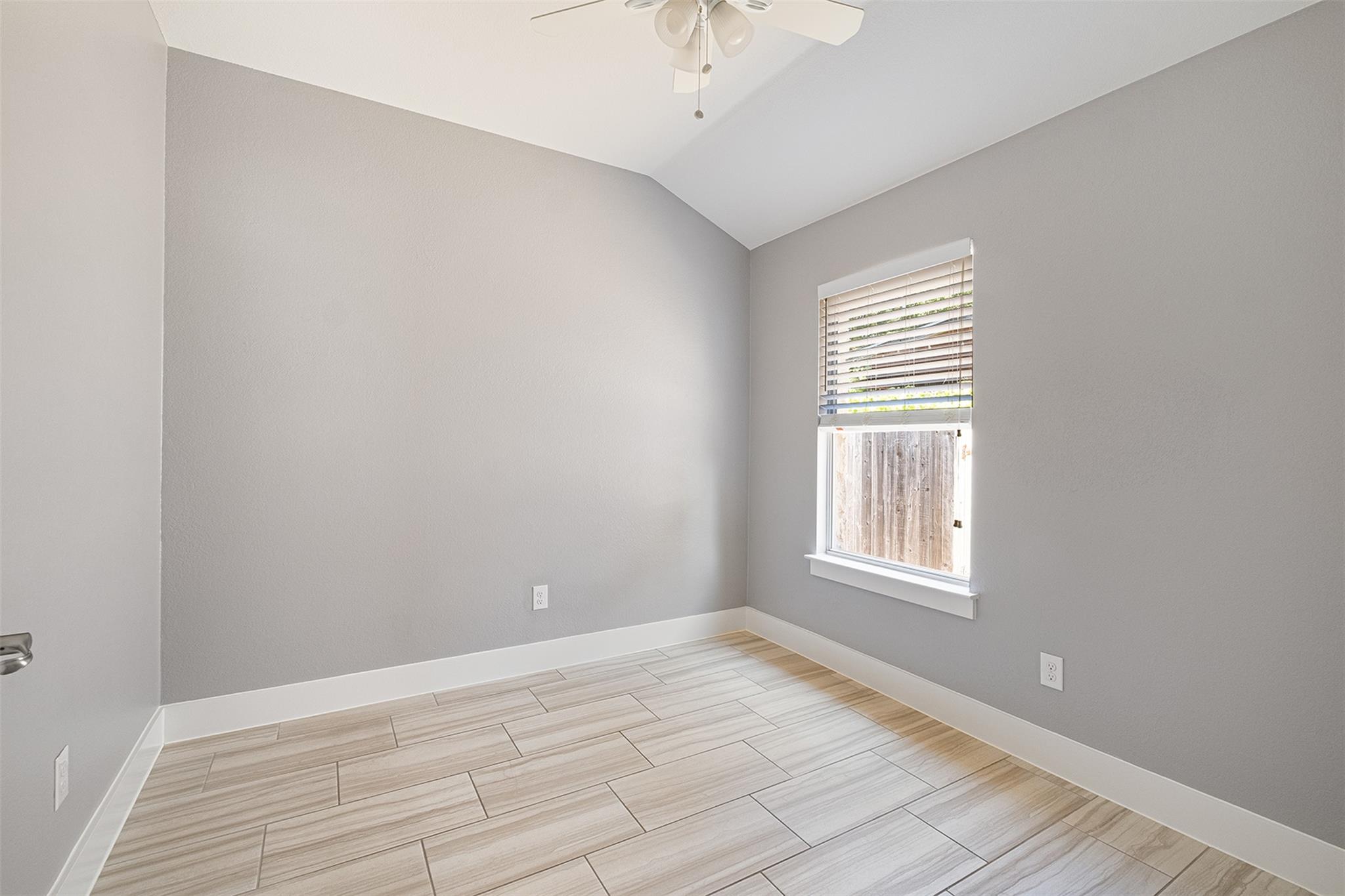 902 LOW BRIM Cv, Pflugerville, TX 78660