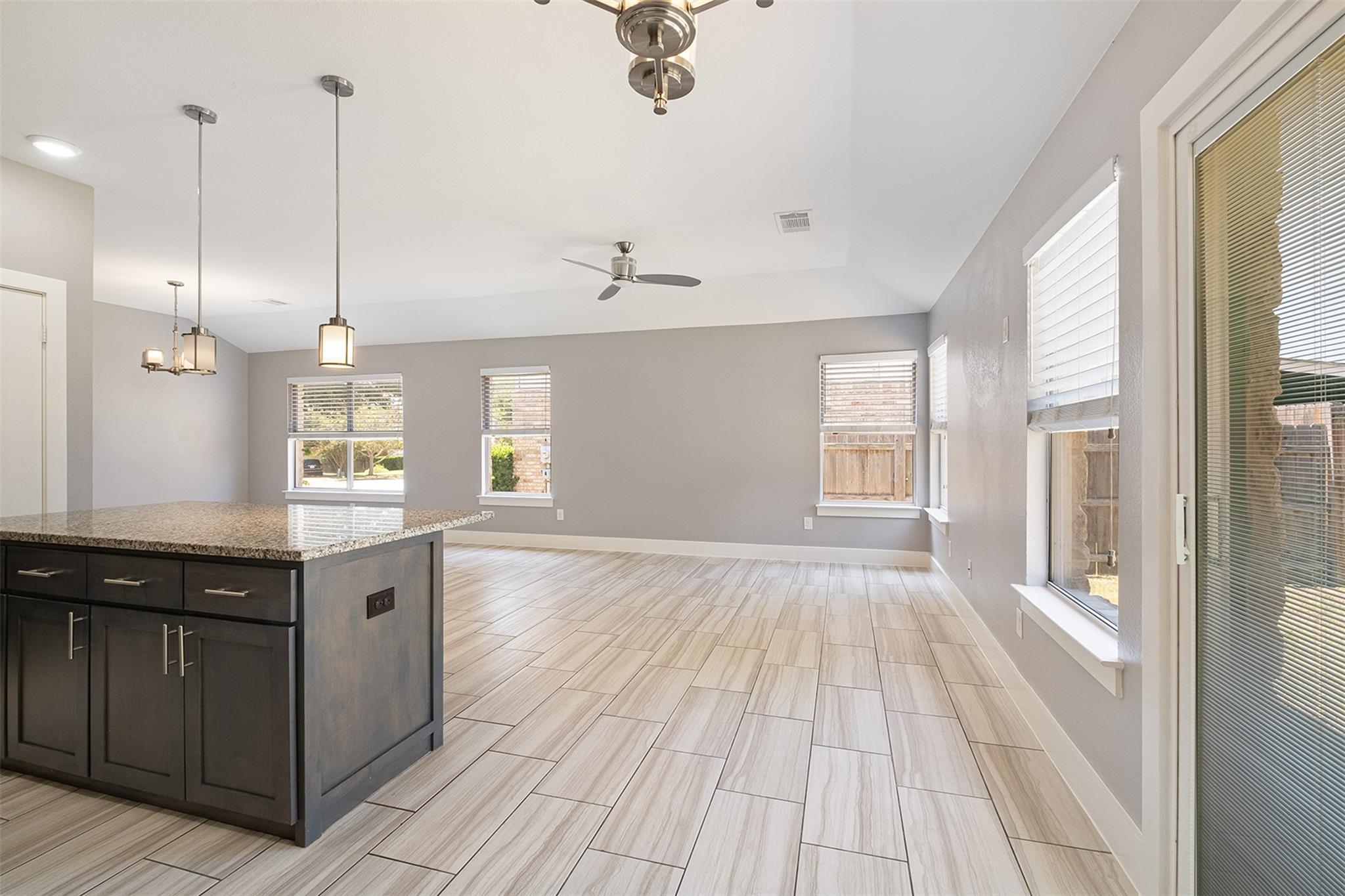 902 LOW BRIM Cv, Pflugerville, TX 78660