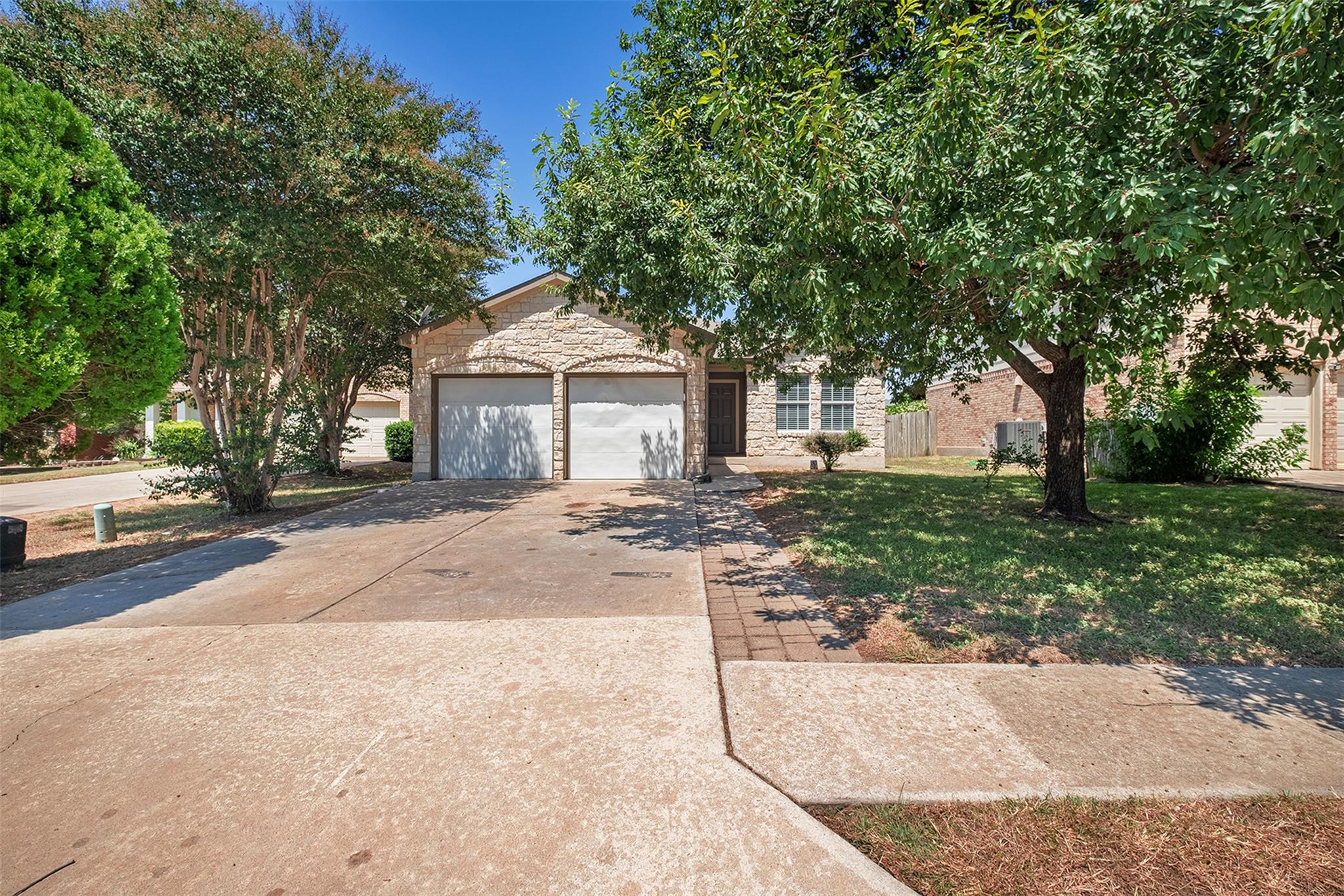 902 LOW BRIM Cv, Pflugerville, TX 78660