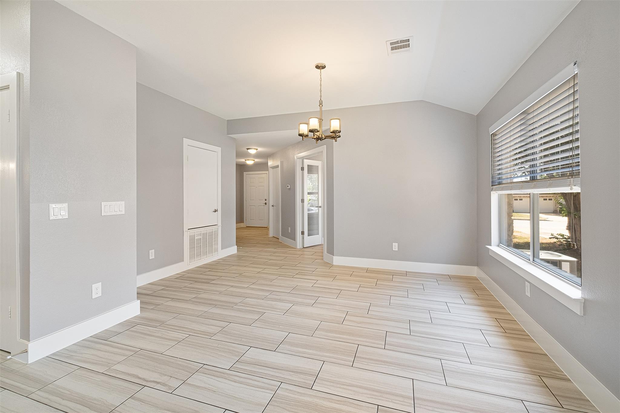 902 LOW BRIM Cv, Pflugerville, TX 78660