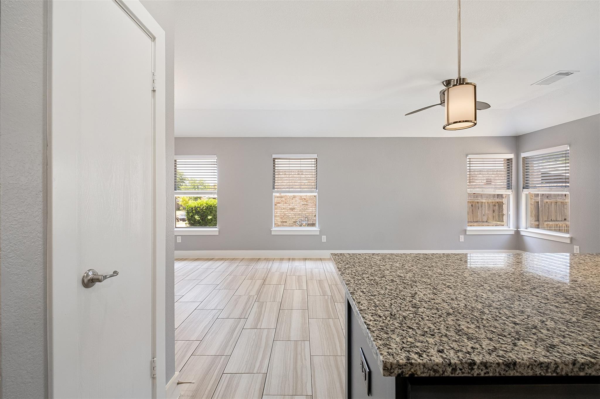 902 LOW BRIM Cv, Pflugerville, TX 78660