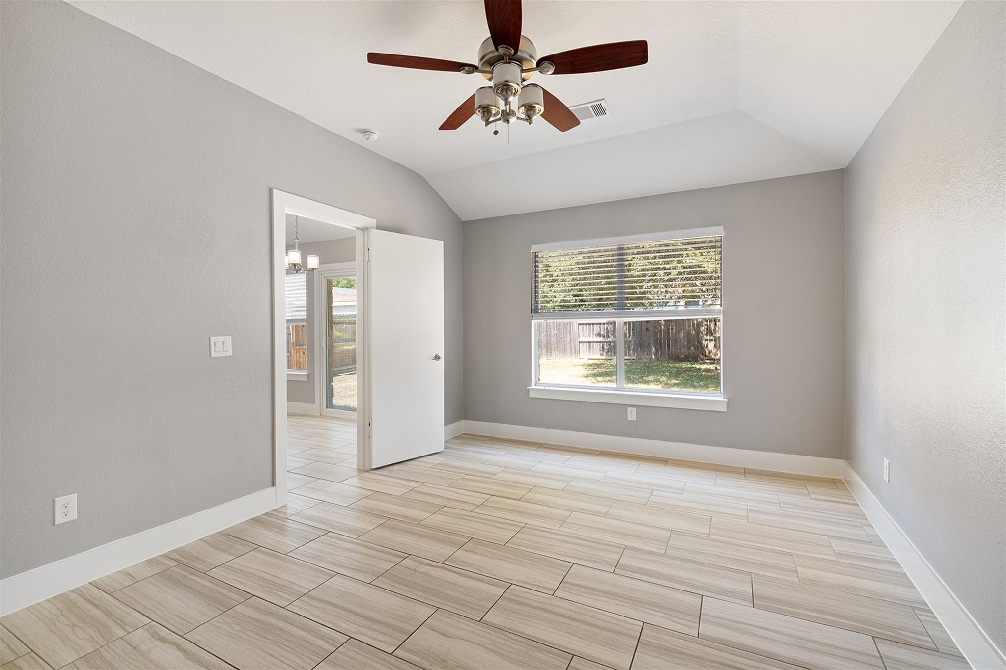 902 LOW BRIM Cv, Pflugerville, TX 78660