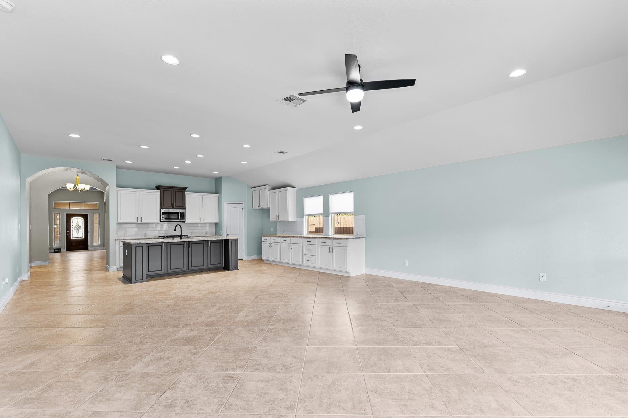 217 Serrano St, Georgetown, TX 78628