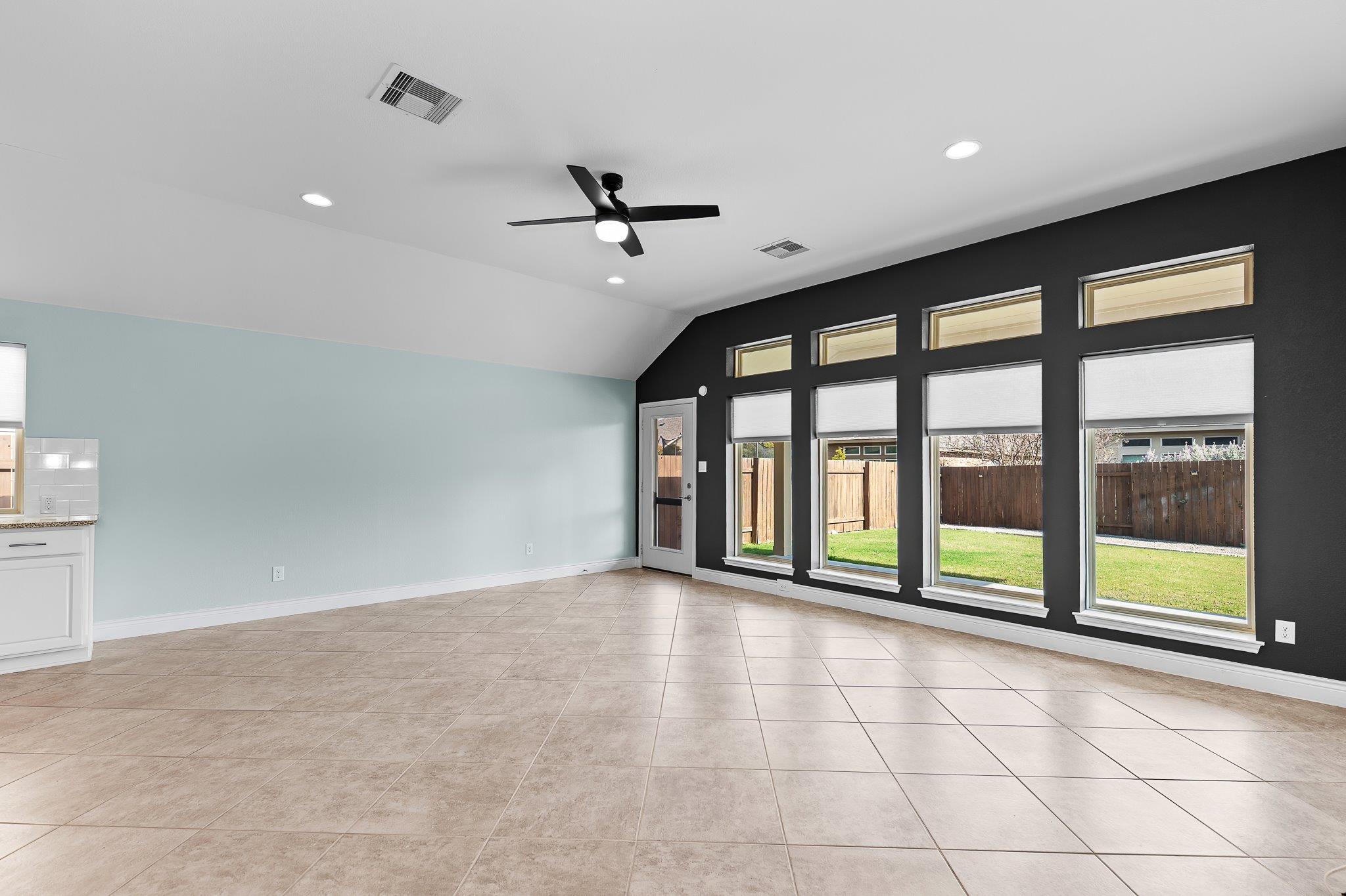 217 Serrano St, Georgetown, TX 78628