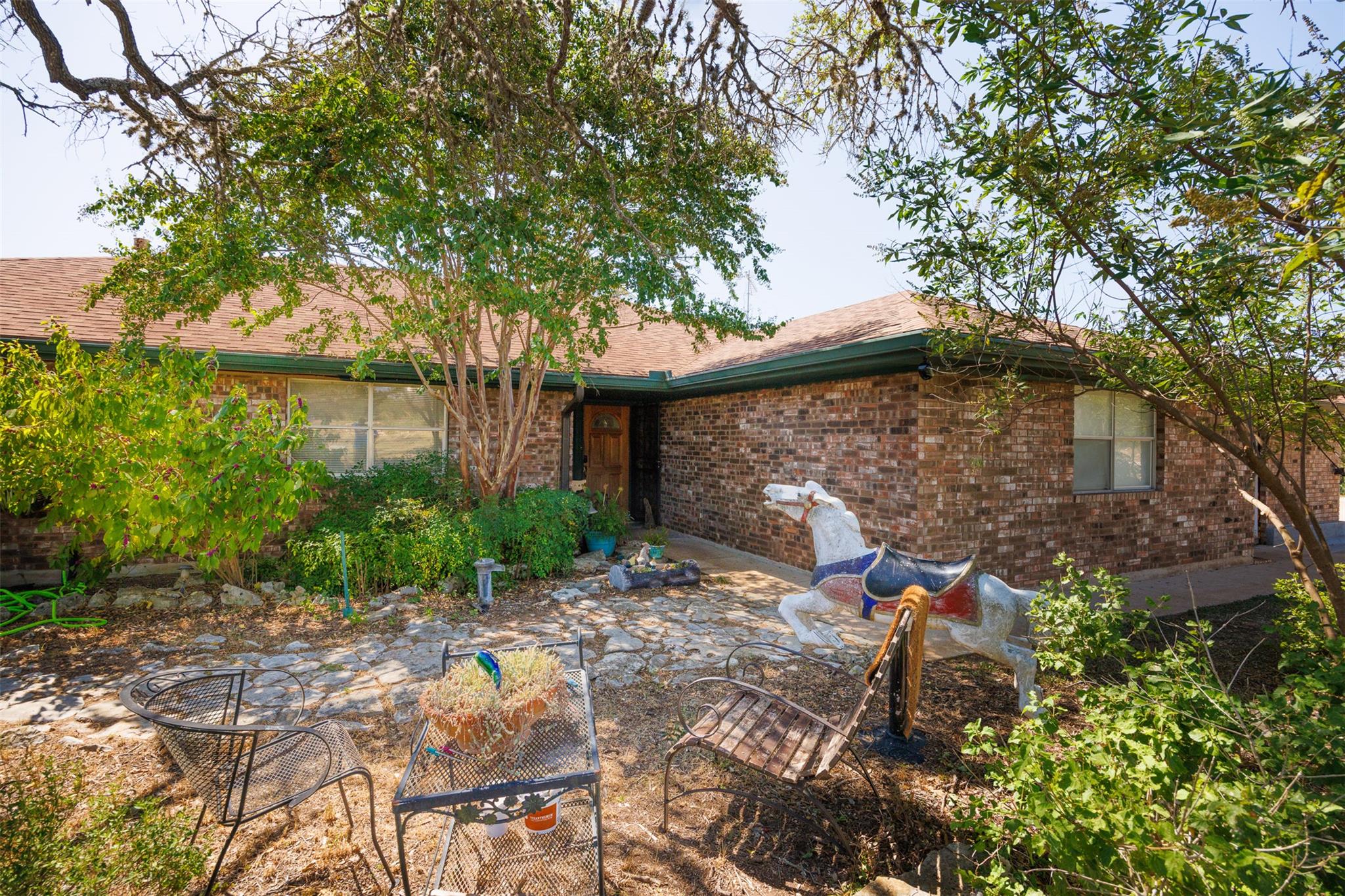 300 Oak Springs Dr, Dripping Springs, TX 78620