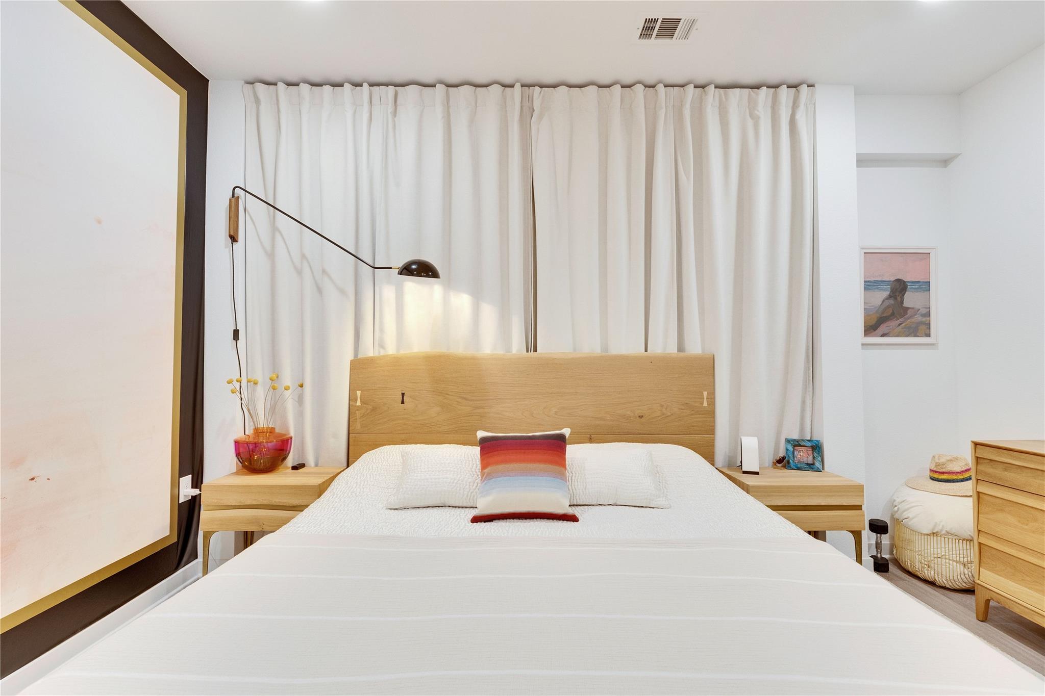 4361 S Congress Ave # 335, Austin, TX 78745