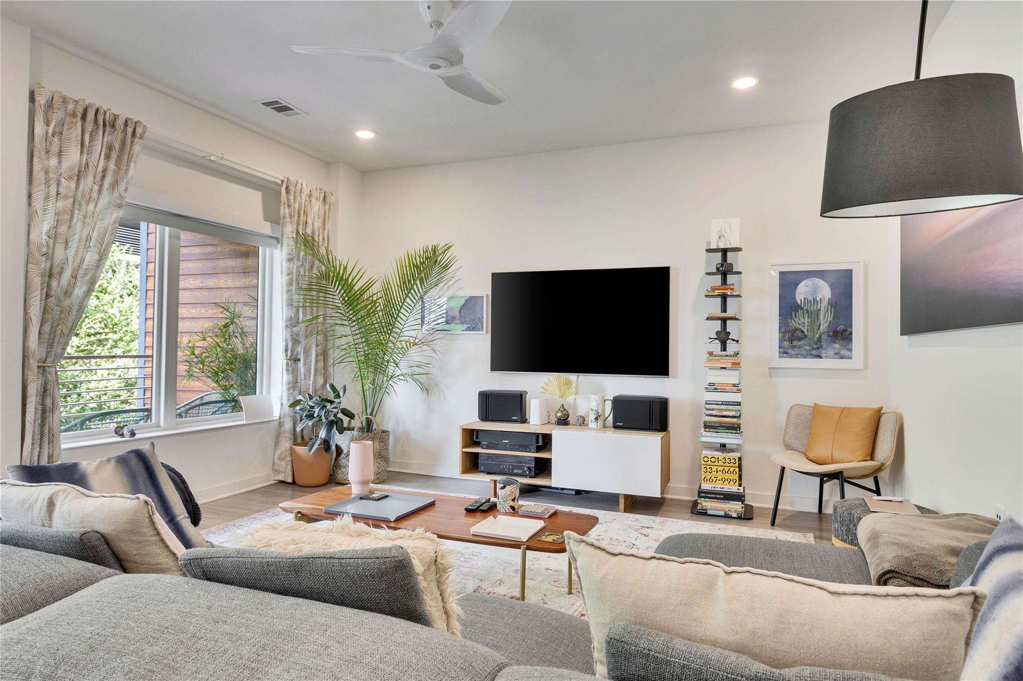 4361 S Congress Ave # 335, Austin, TX 78745