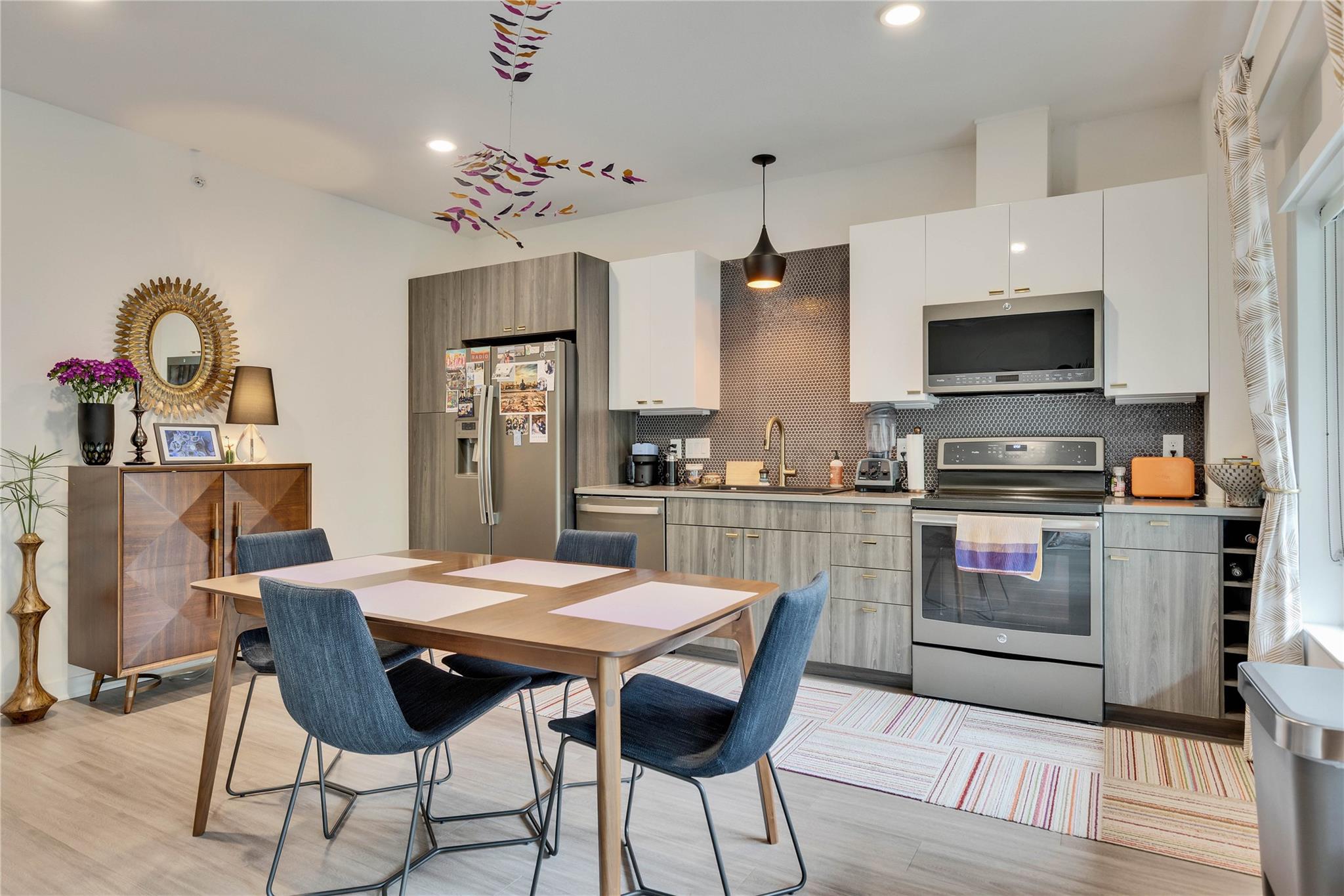 4361 S Congress Ave # 335, Austin, TX 78745