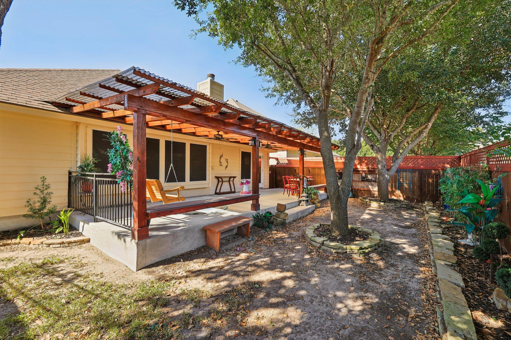 2808 Mission Tejas Dr, Pflugerville, TX 78660