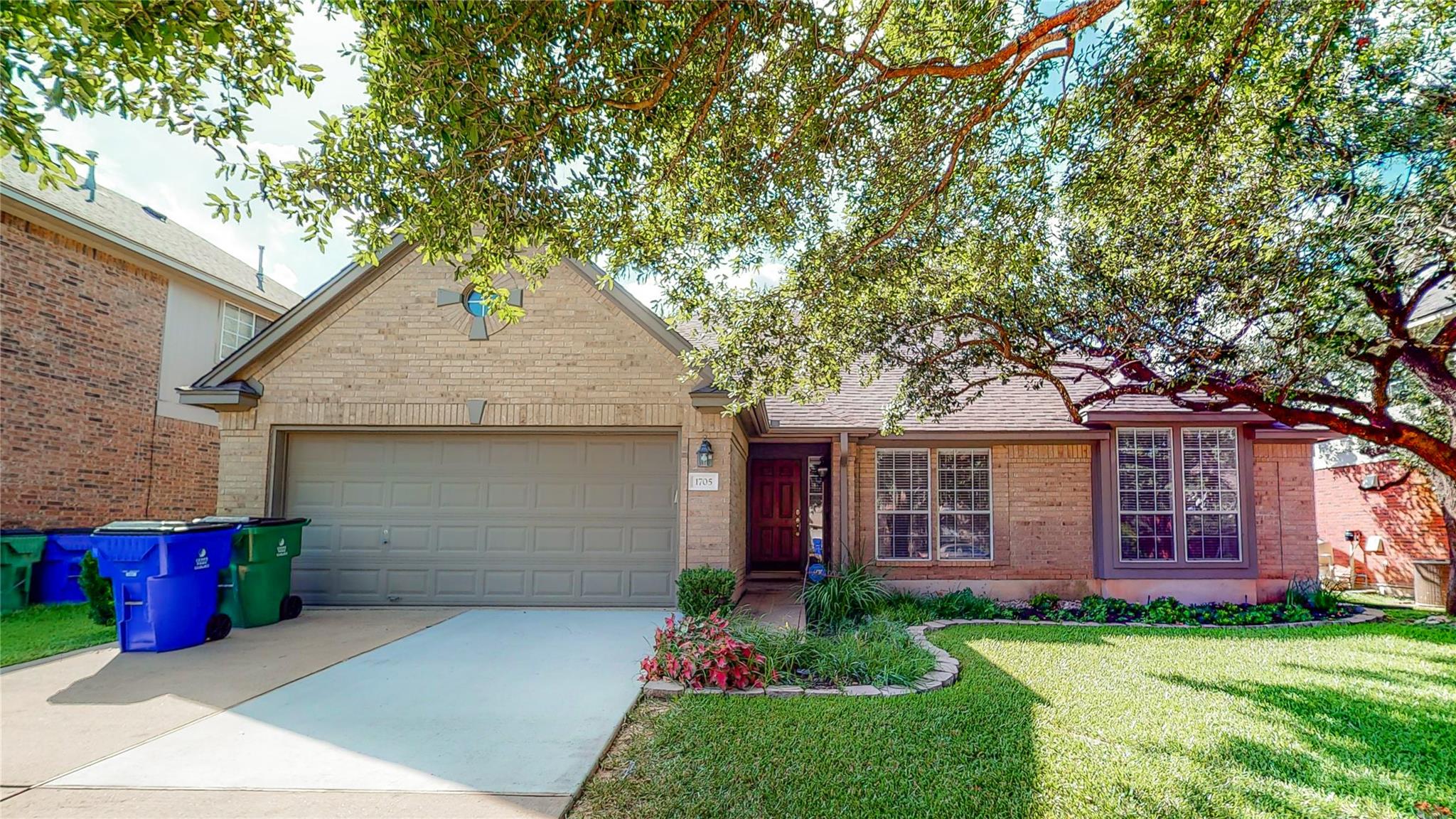 1705 Coral Dr, Cedar Park, TX 78613
