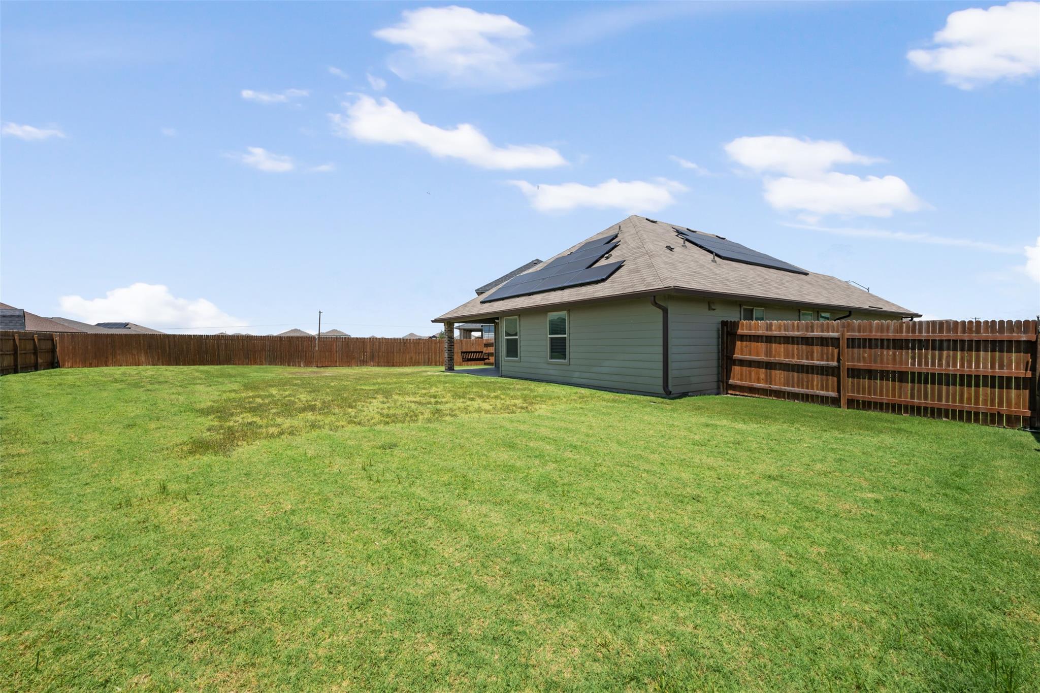 152 Beth Ann Loop, Taylor, TX 76574