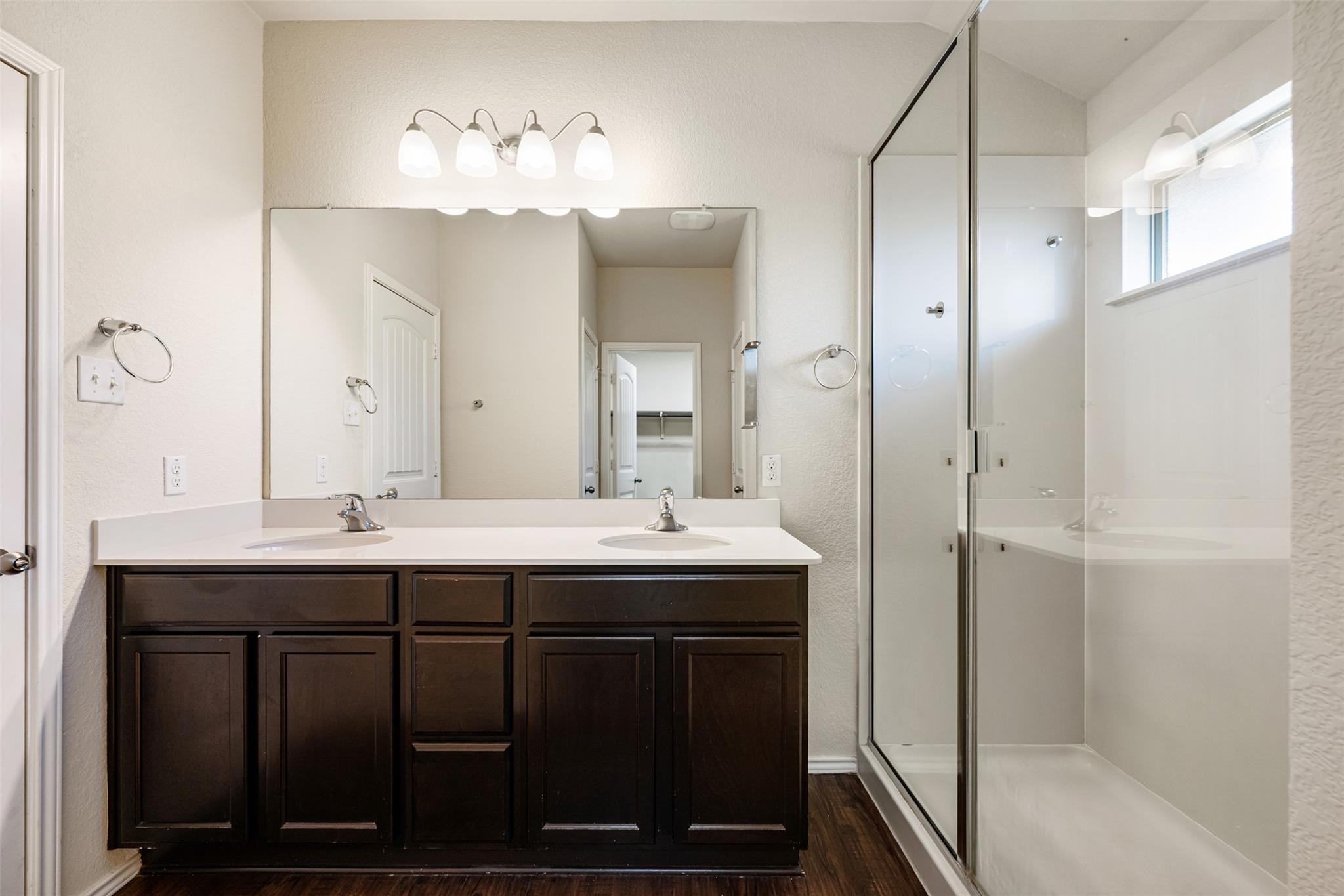 152 Beth Ann Loop, Taylor, TX 76574