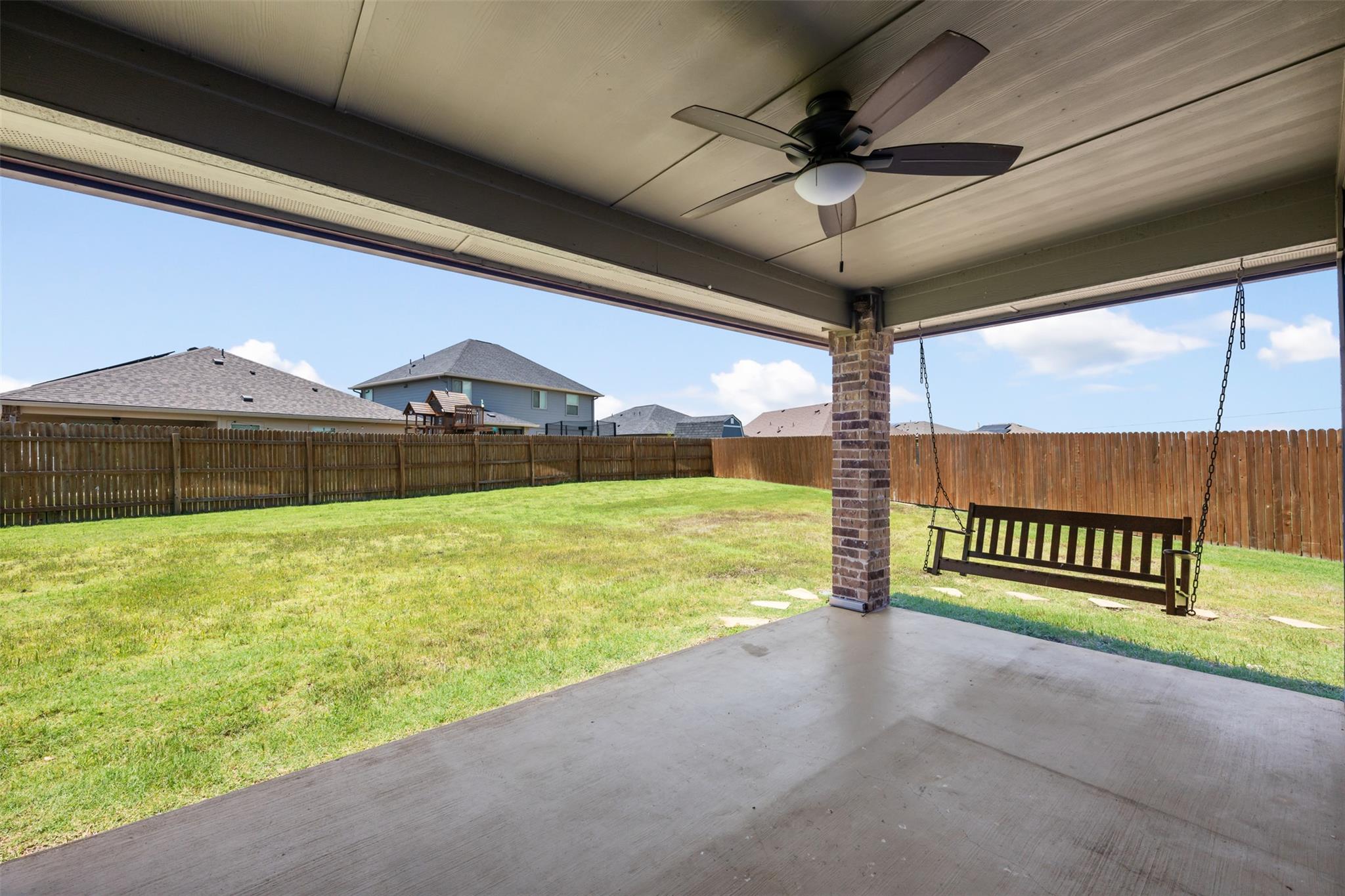 152 Beth Ann Loop, Taylor, TX 76574