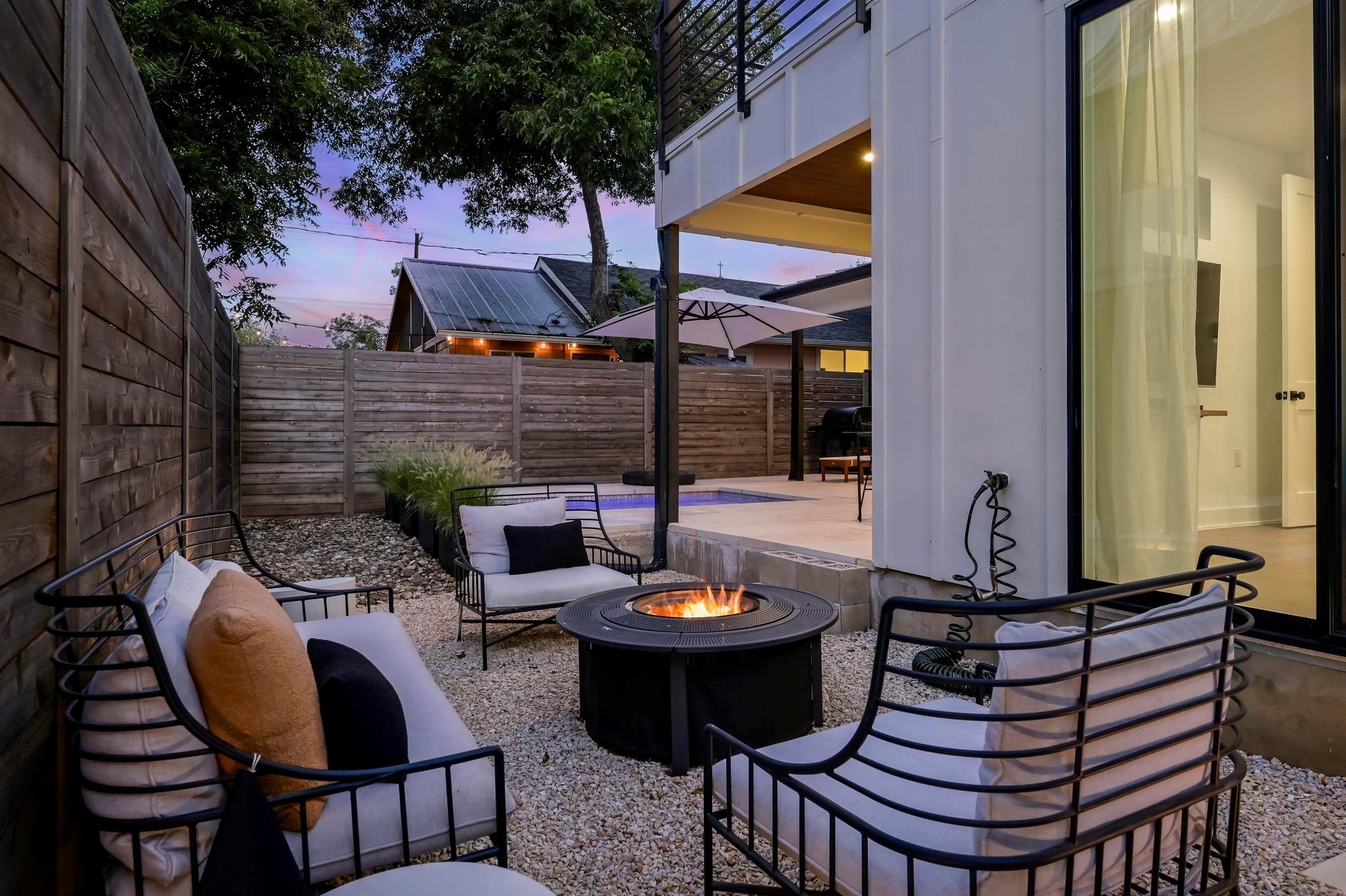 2104 E 2nd St # 1, Austin, TX 78702