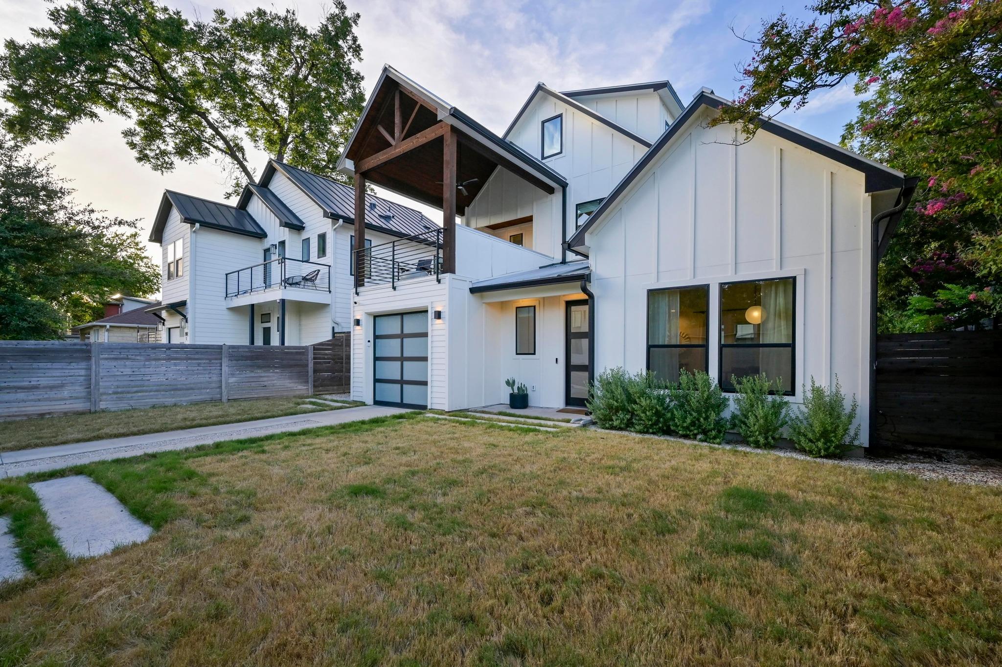 2104 E 2nd St # 1, Austin, TX 78702