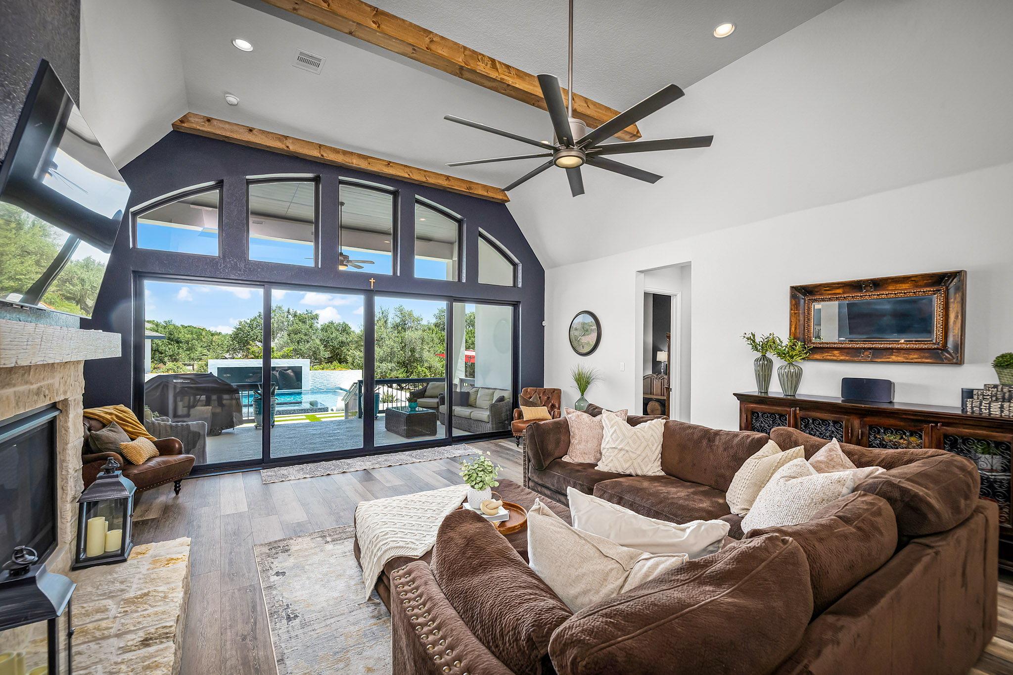 2038 Alsace, New Braunfels, TX 78132