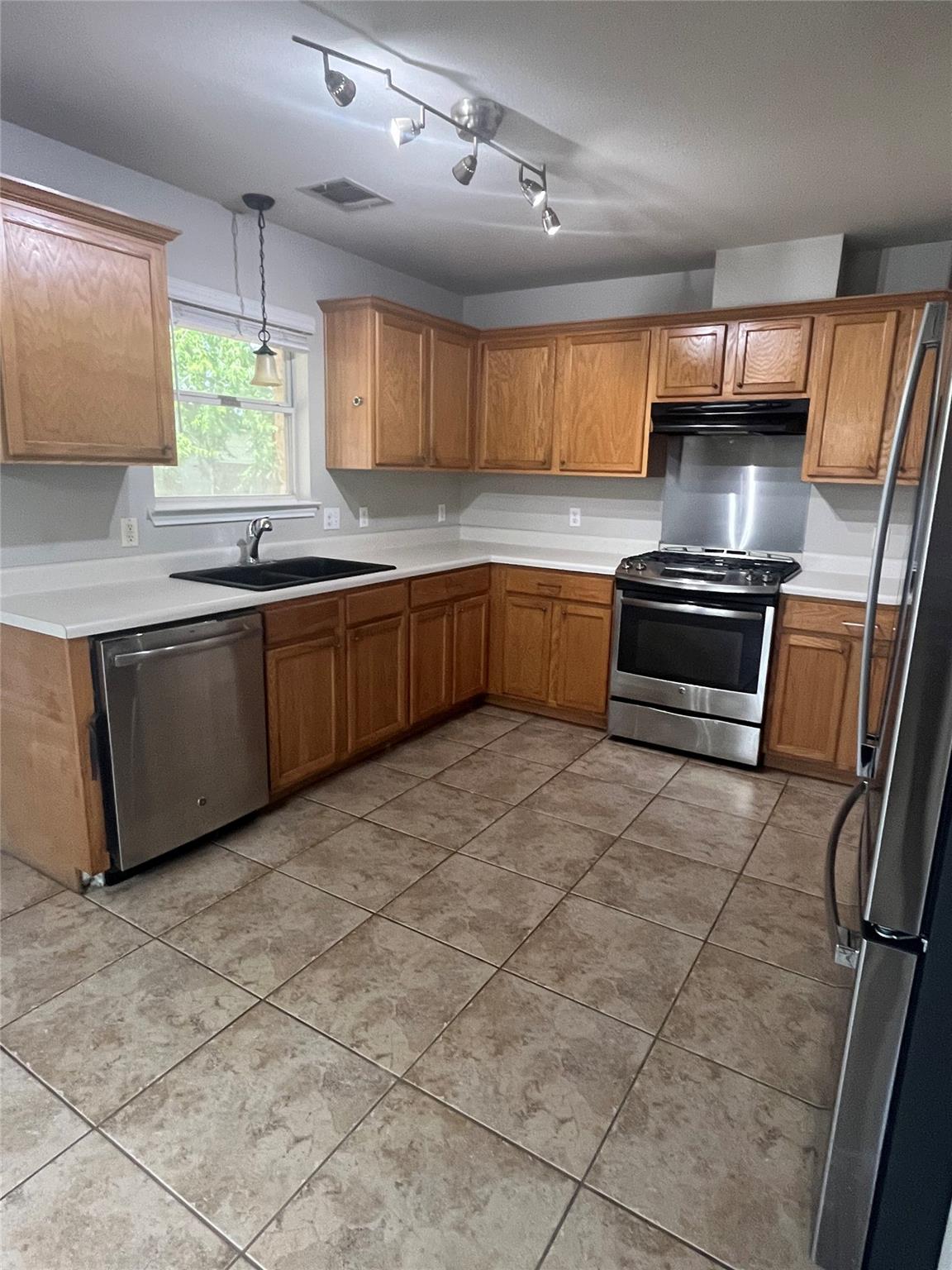 3809 Top Rock Ln, Round Rock, TX 78681