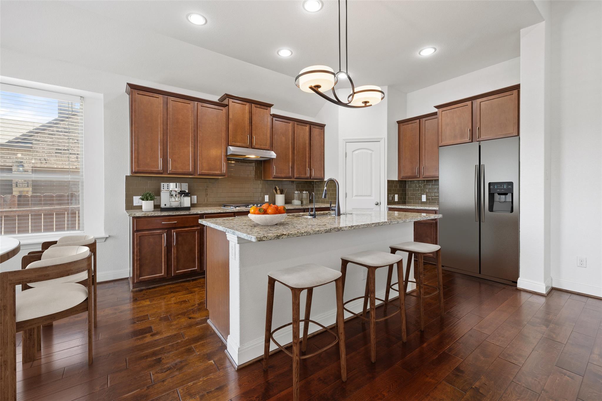 5617 Rio Chama Cv, Austin, TX 78738