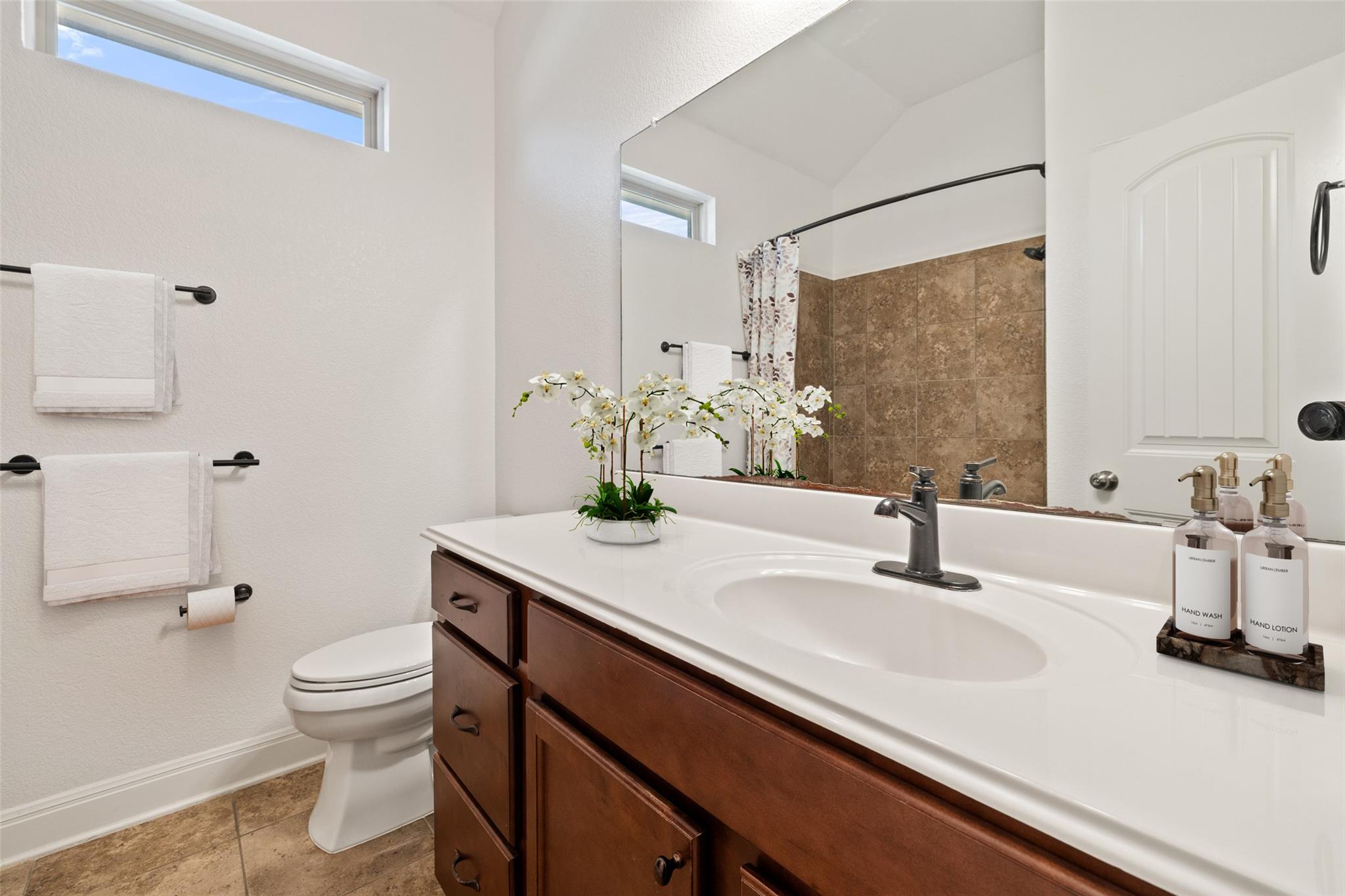 5617 Rio Chama Cv, Austin, TX 78738