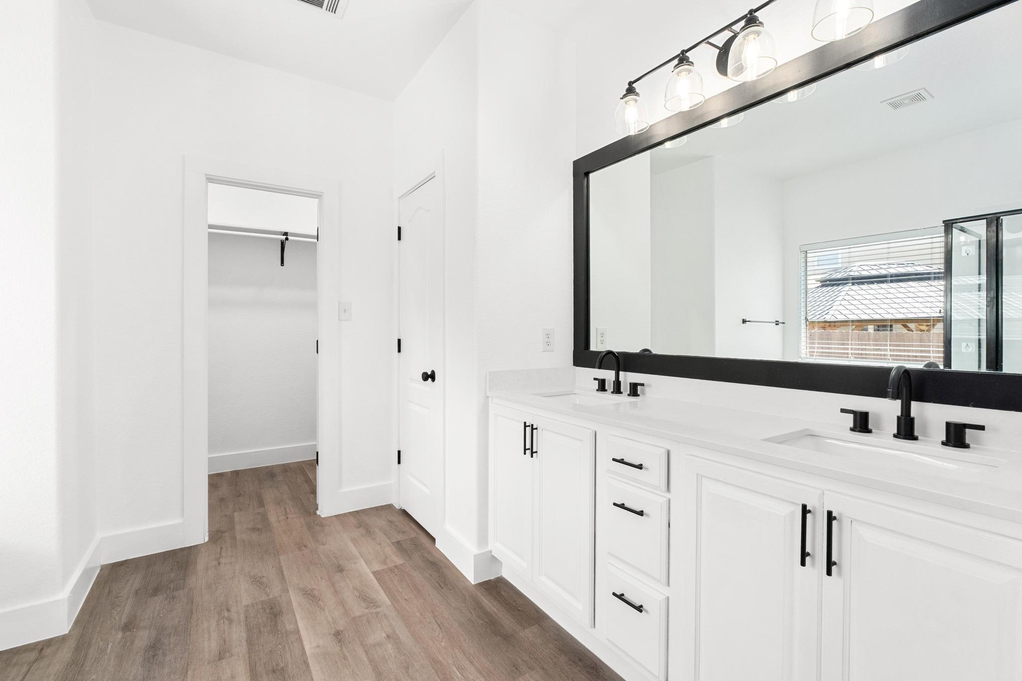 11124 Silo Valley Dr, Austin, TX 78754