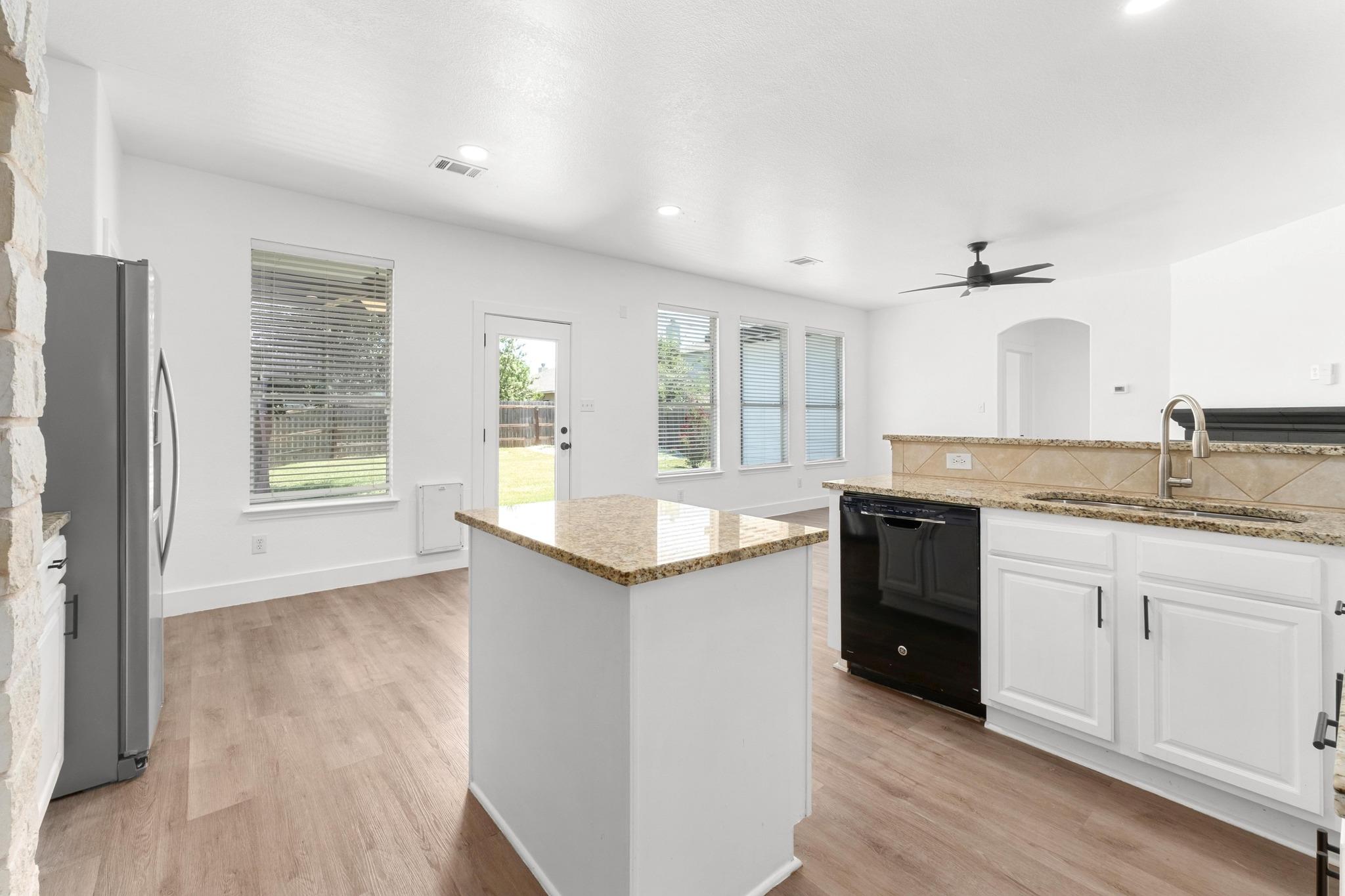 11124 Silo Valley Dr, Austin, TX 78754