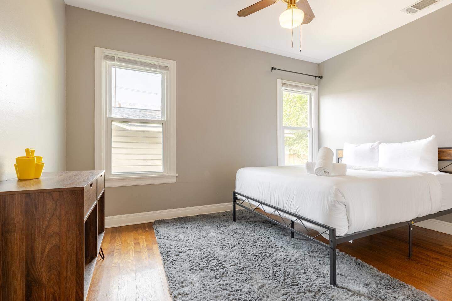 3715 Robinson Ave, Austin, TX 78722