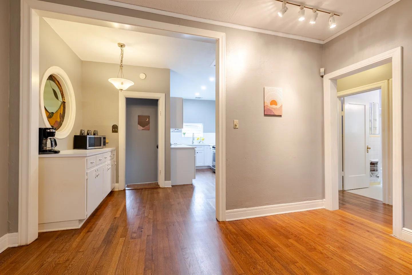 3715 Robinson Ave, Austin, TX 78722