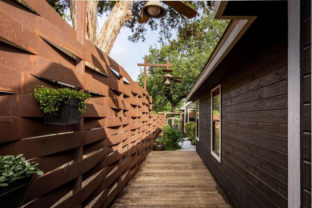 1709 Alta Vista AVE, Austin, TX 78704