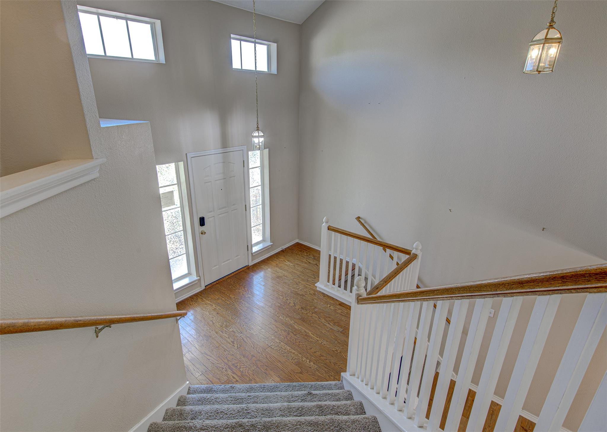 1817 Rosenborough Ln N, Round Rock, TX 78665