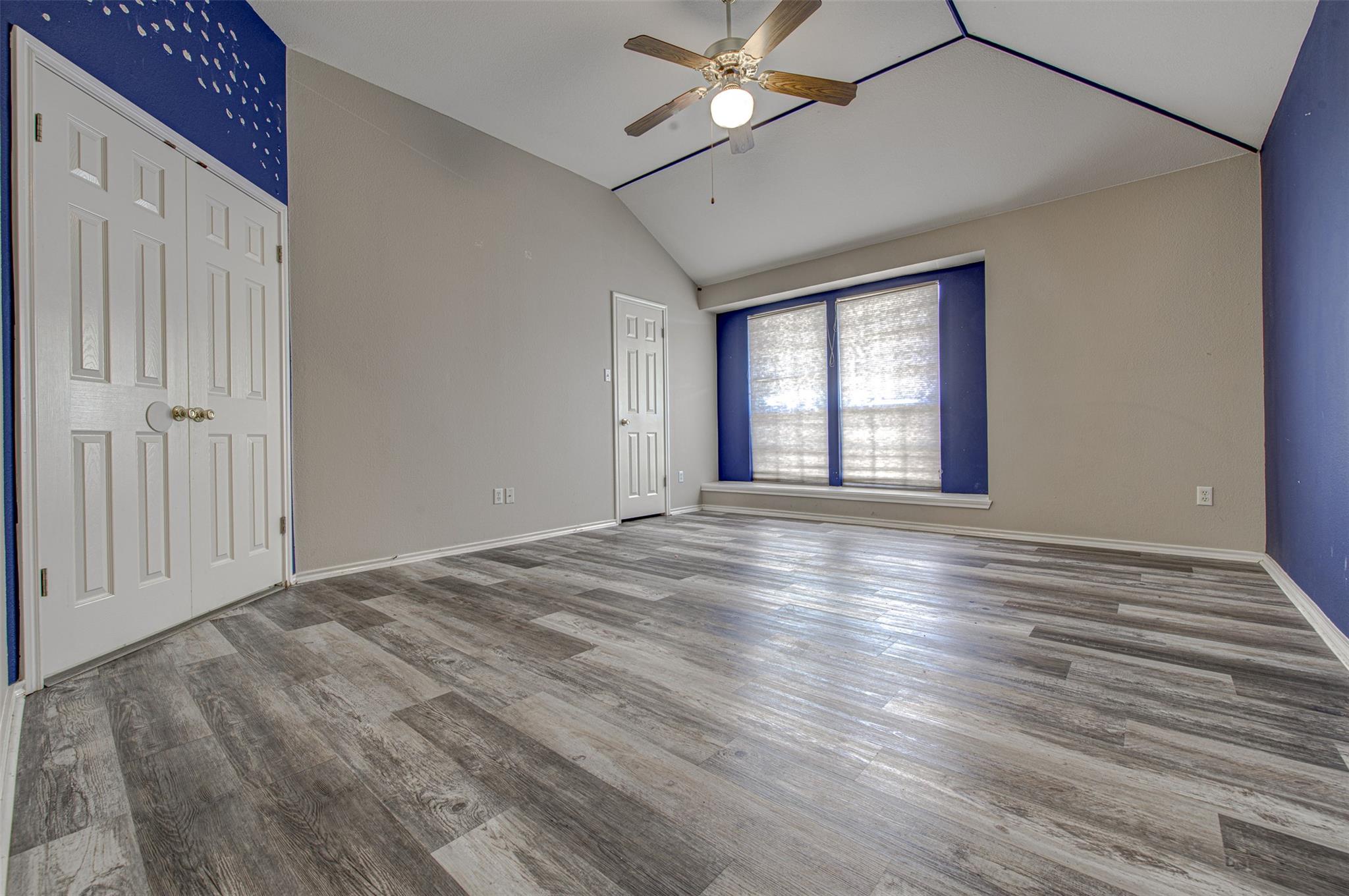 1817 Rosenborough Ln N, Round Rock, TX 78665