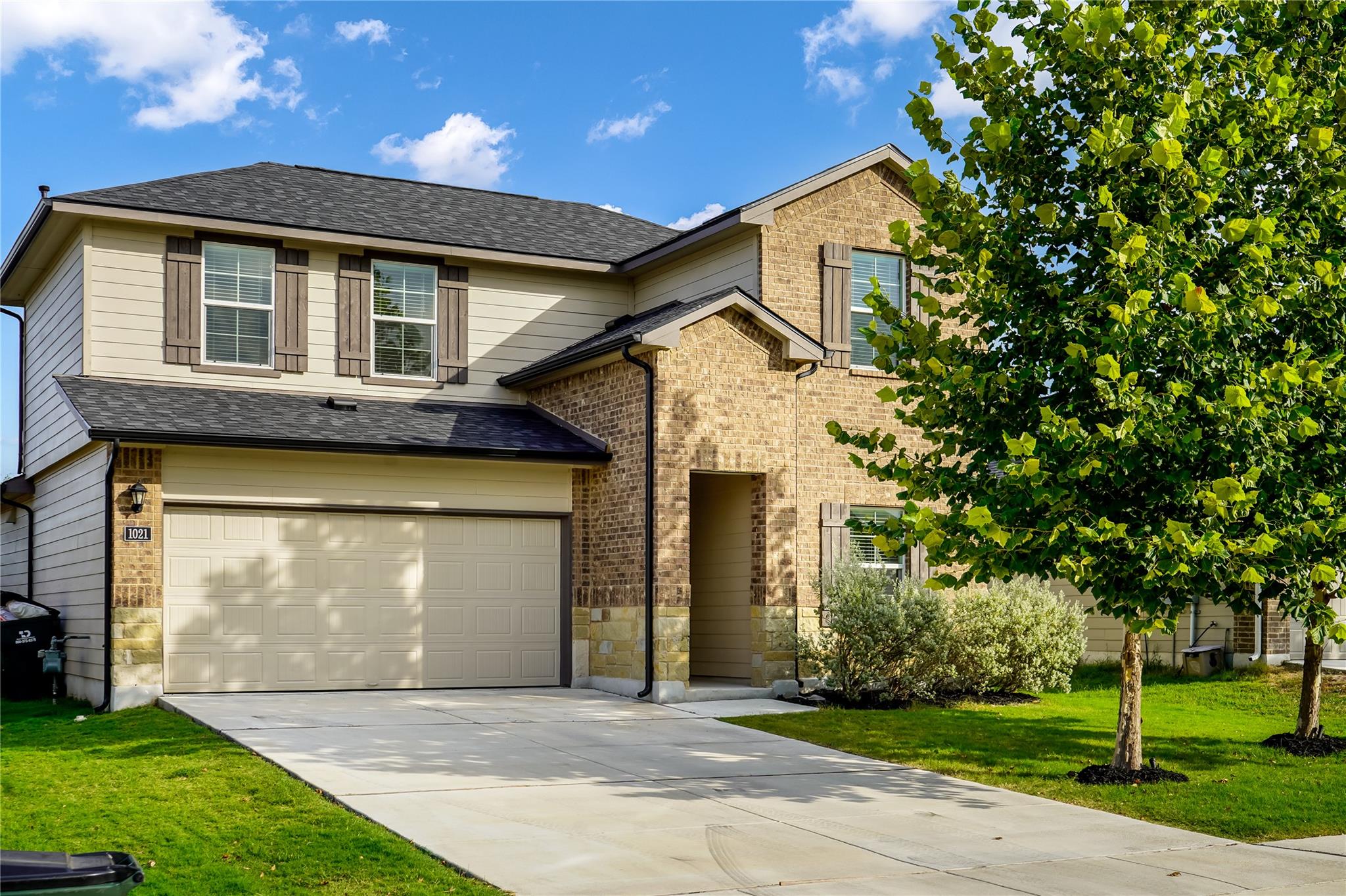 1021 Adler Way, San Marcos, TX 78666