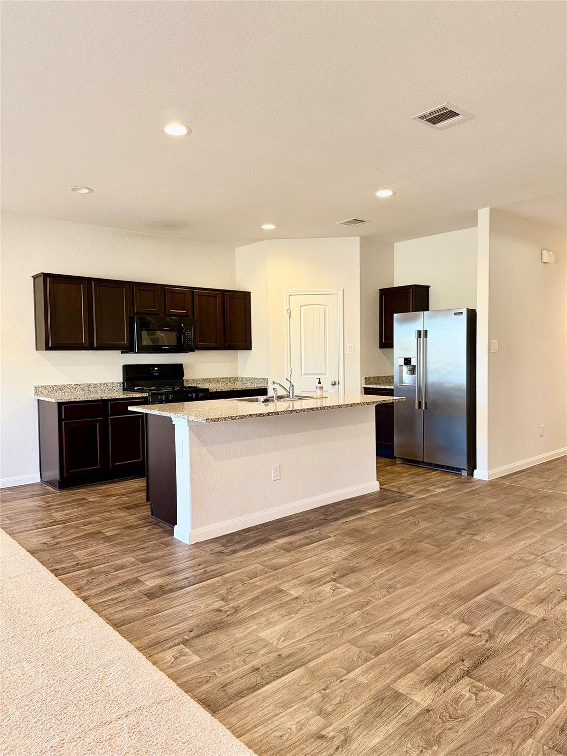 1021 Adler Way, San Marcos, TX 78666