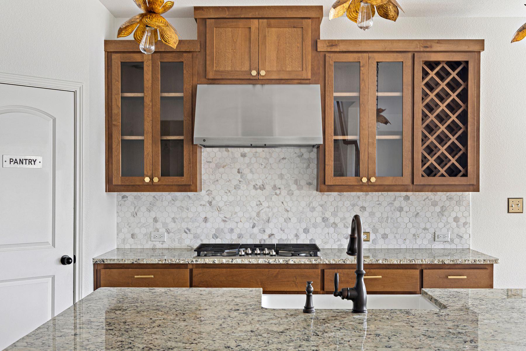 1321 Castalo Ln, Leander, TX 78641