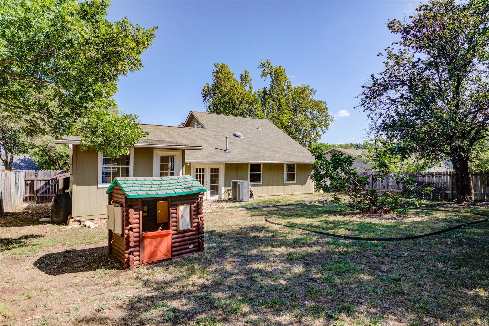 4011 Hillside Dr, Round Rock, TX 78681